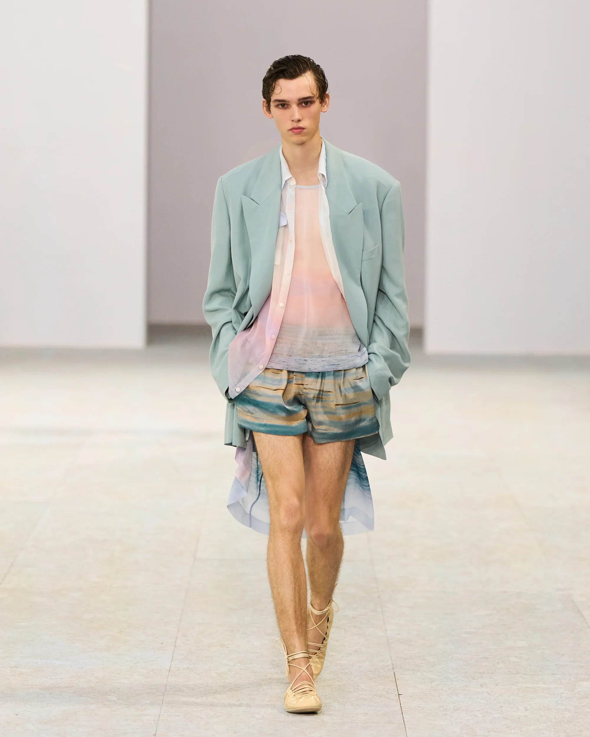 DRIES_VAN_NOTEN_SS27_3278X4098_LOOK_18.webp