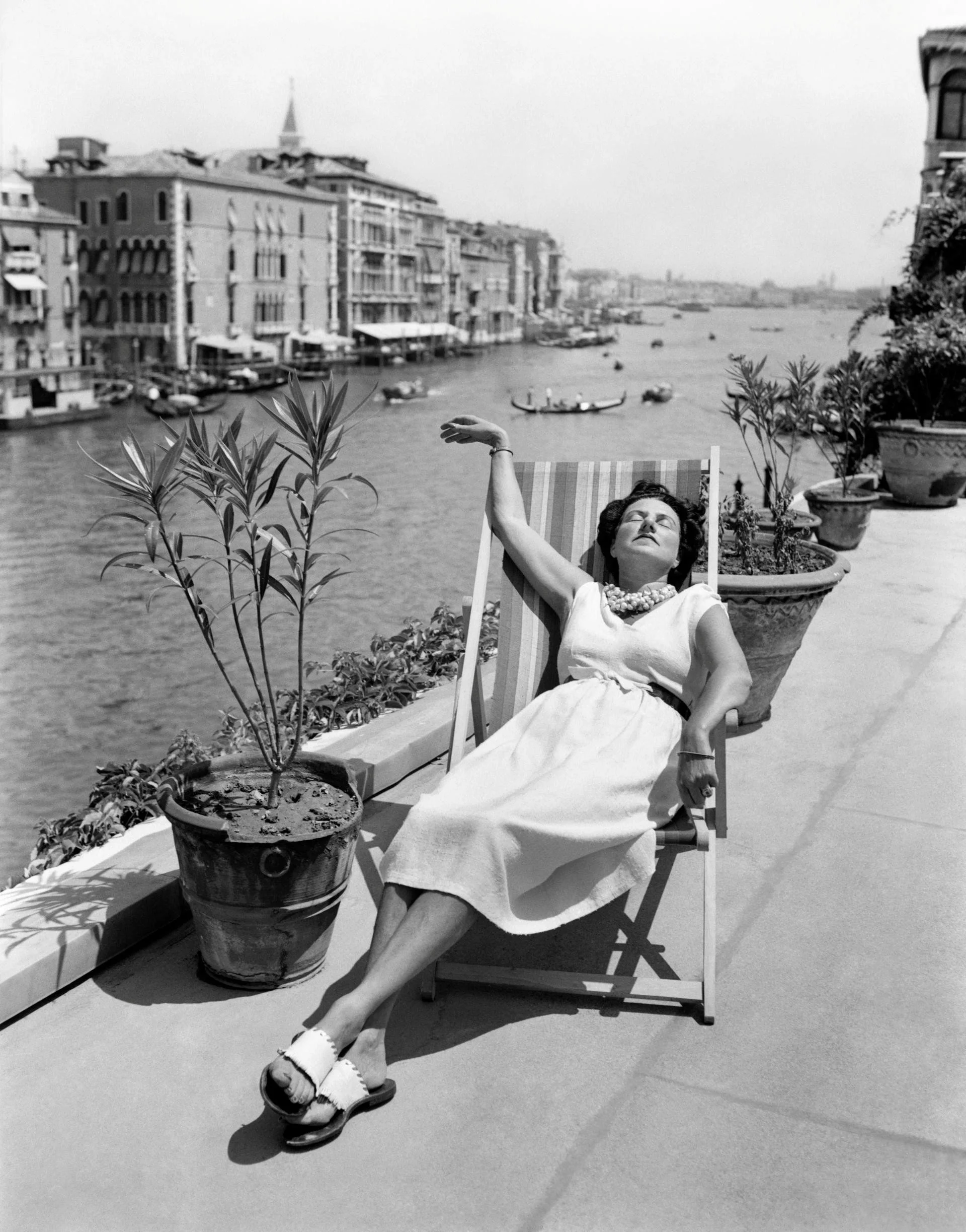 LONDON’S PEGGY GUGGENHEIM EXHIBITION IS BOTTEGA VENETA-APPROVED