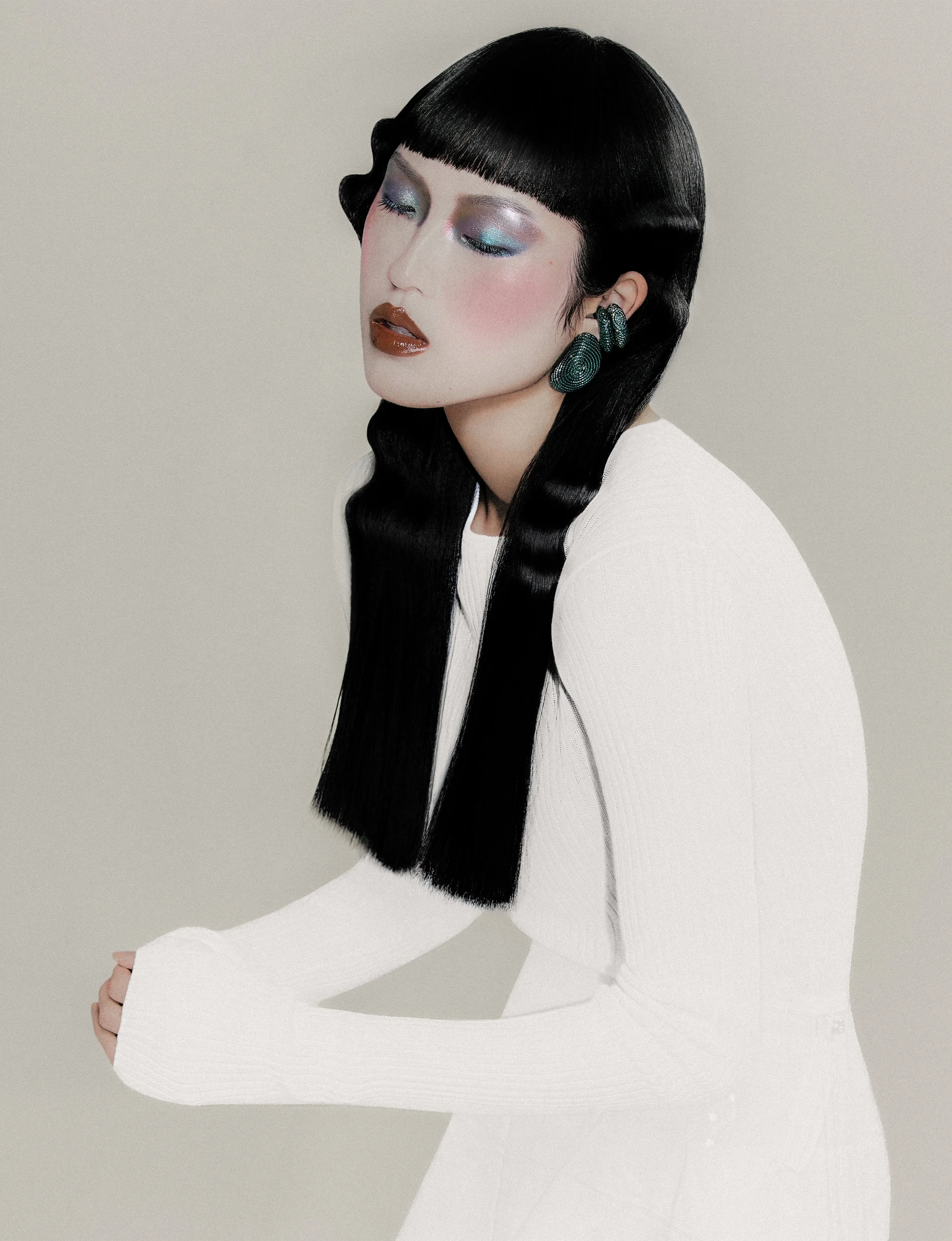 ‘ONTOLOGY OF THE SURFACE’ EDITORIAL BY KHALIL COVINGTON