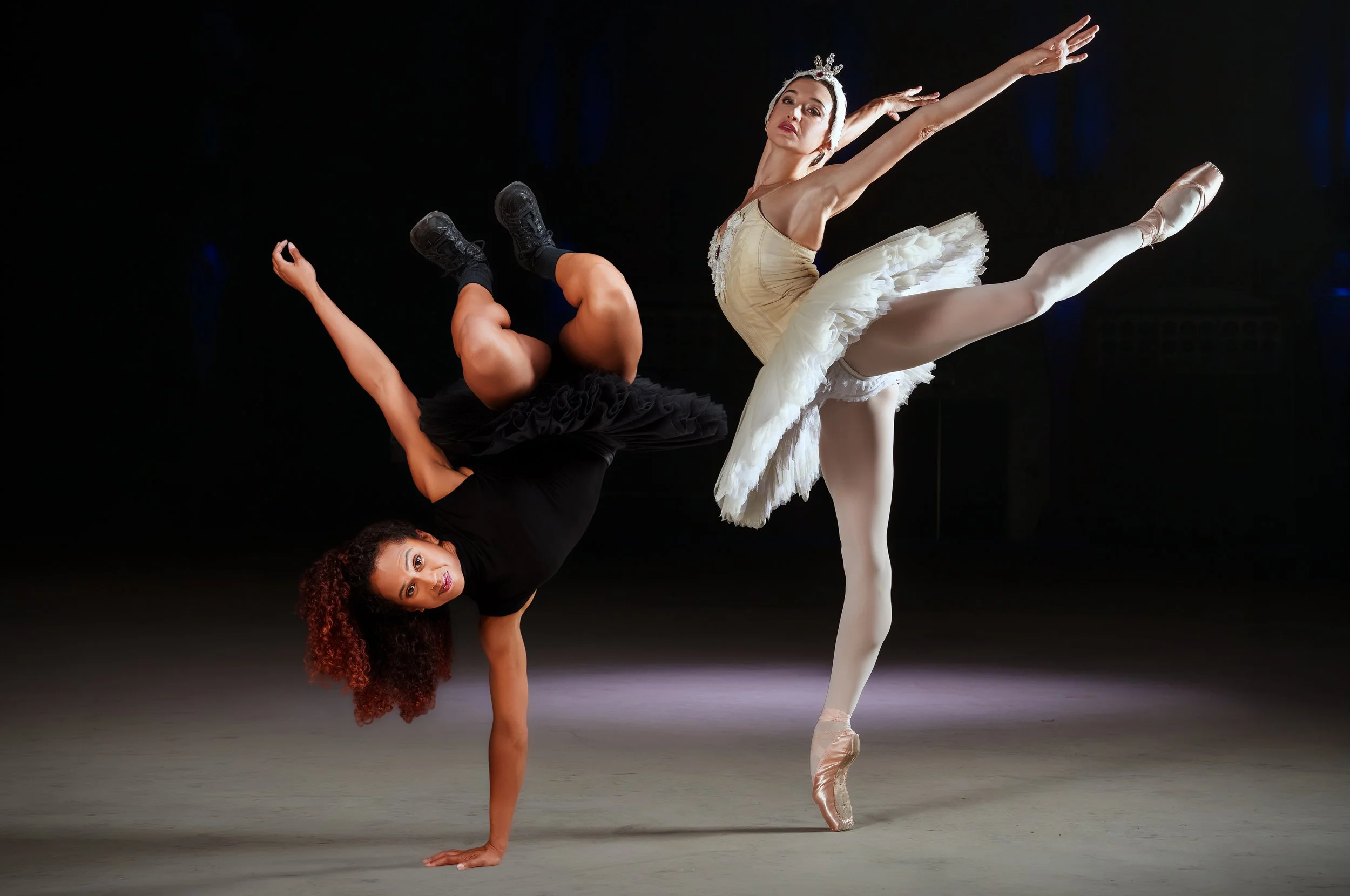 DUTCH NATIONAL BALLET OPENS AMSTERDAM DANCE EVENT WITH SWAN LAKE REMIXED FOR ADE