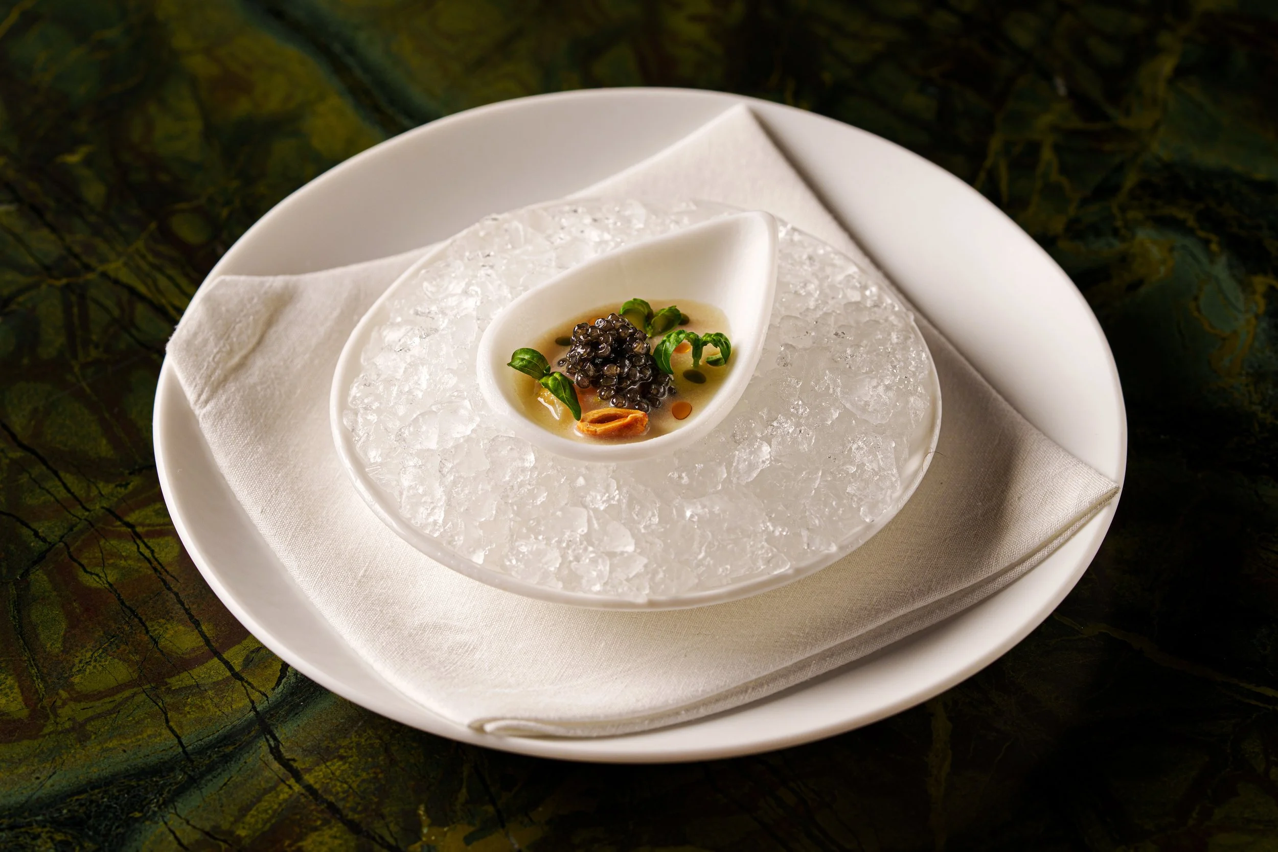 T5050BR26-AOH-Tuju-Dish-4-CreditRubensKato.jpg