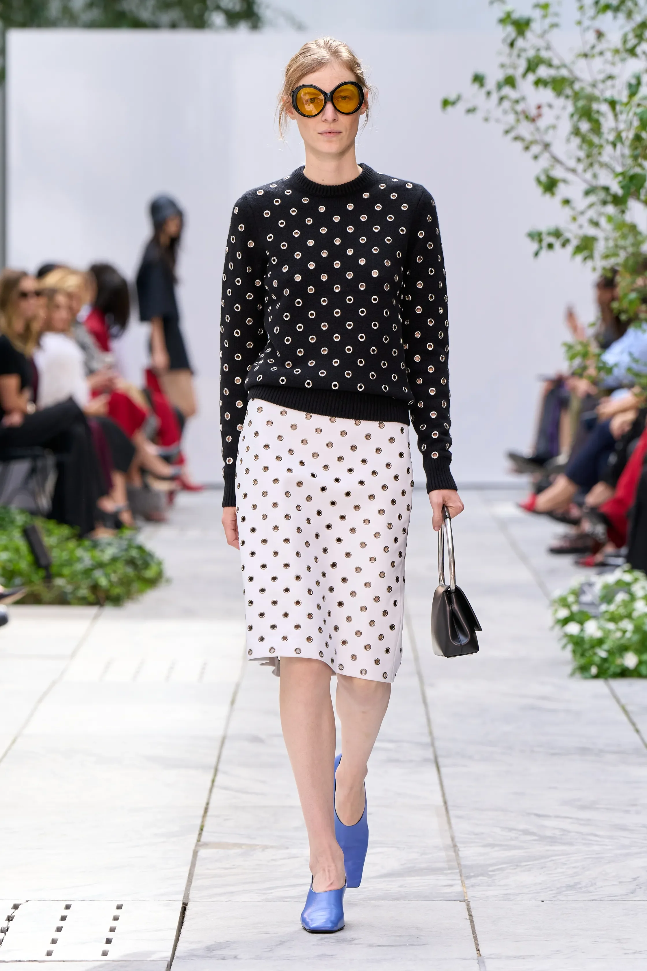 00041-michael-kors-collection-spring-2027-ready-to-wear-credit-gorunway.jpg.webp