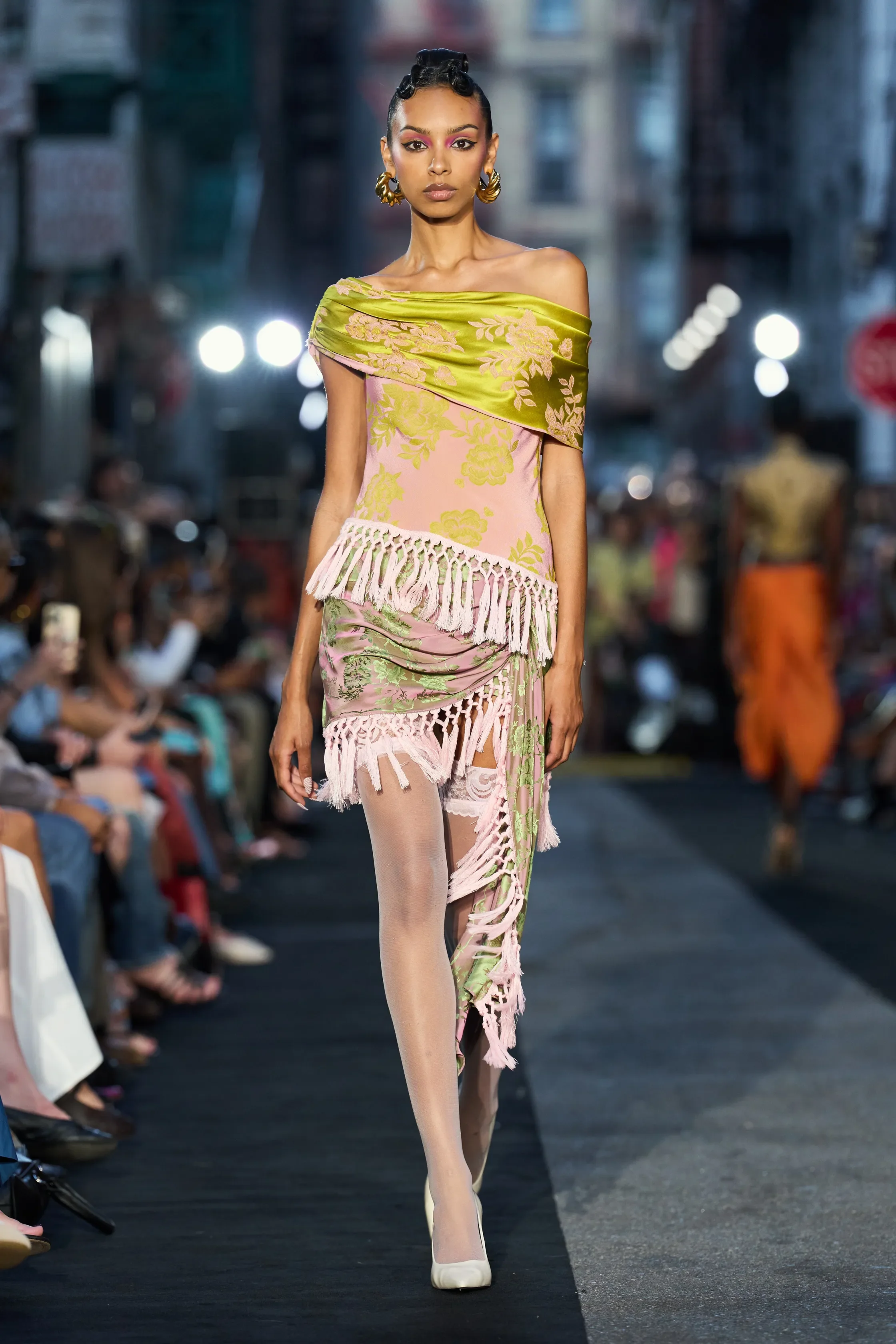 00023-kim-shui-spring-2027-ready-to-wear-credit-gorunway.jpg.webp