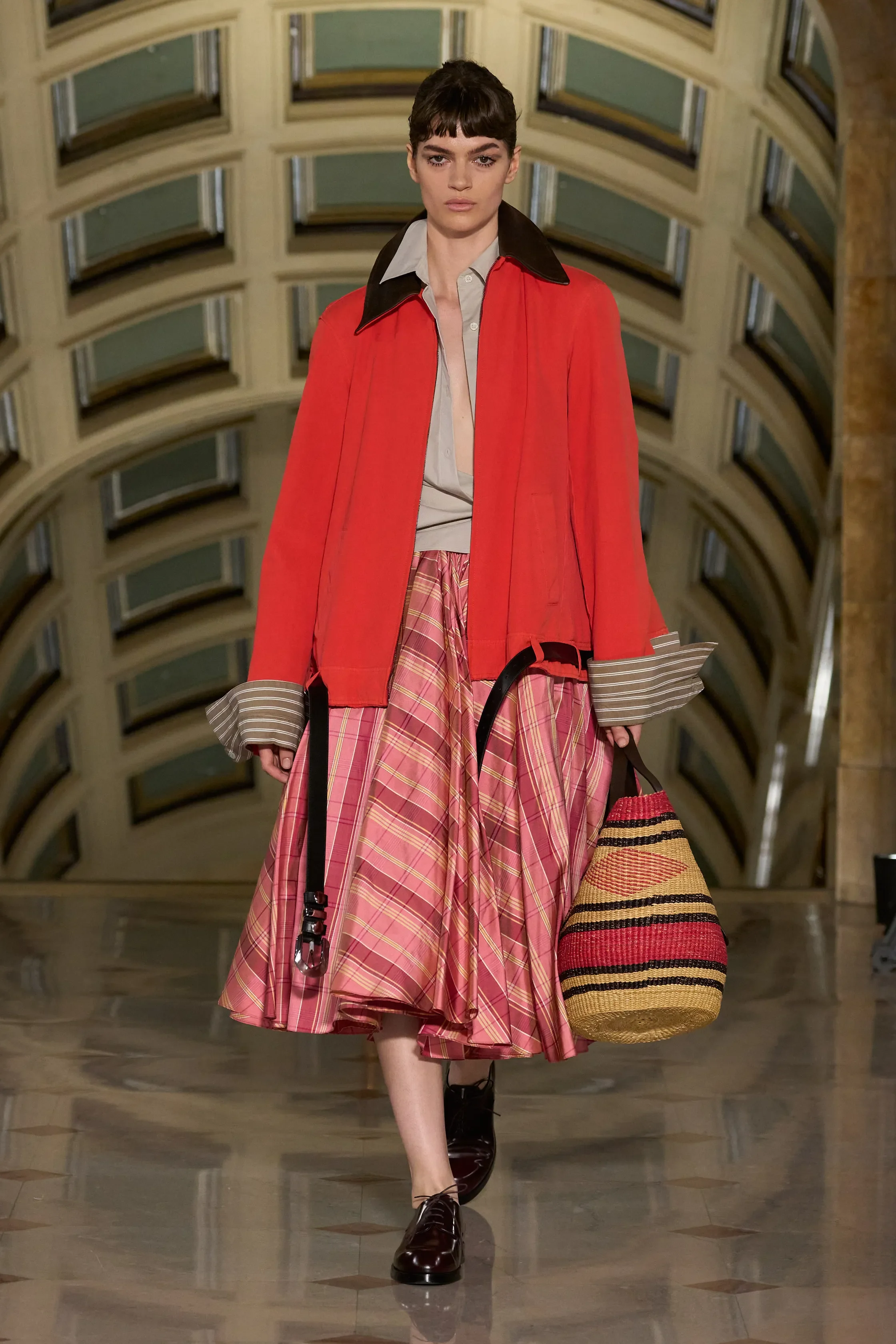 00003-altuzarra-spring-2027-ready-to-wear-credit-gorunway.jpg.webp