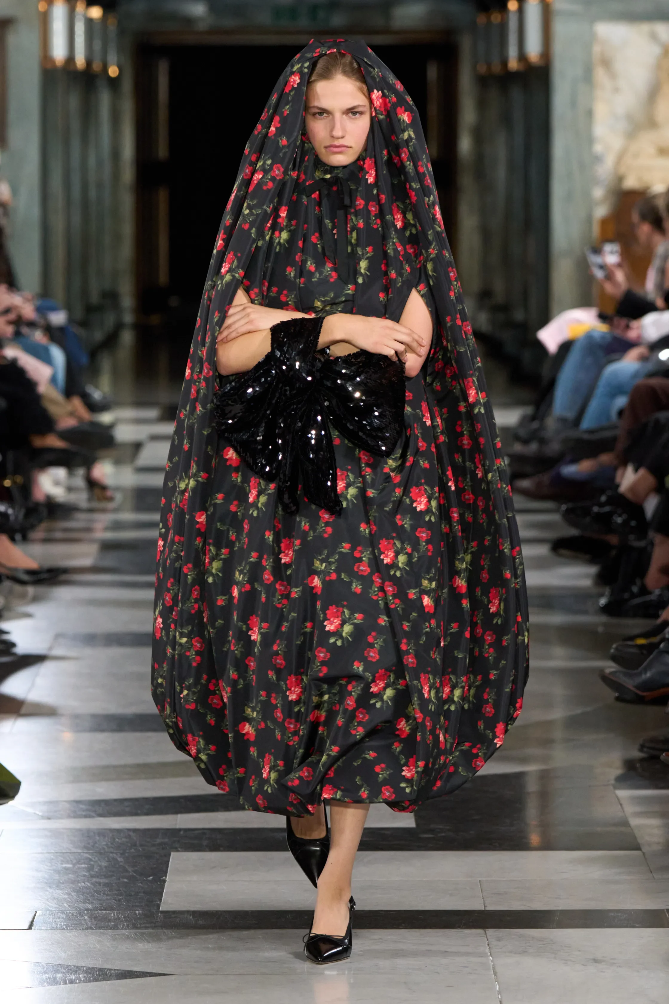 LONDON FASHION WEEK SPRING/SUMMER 2027: DAY 4