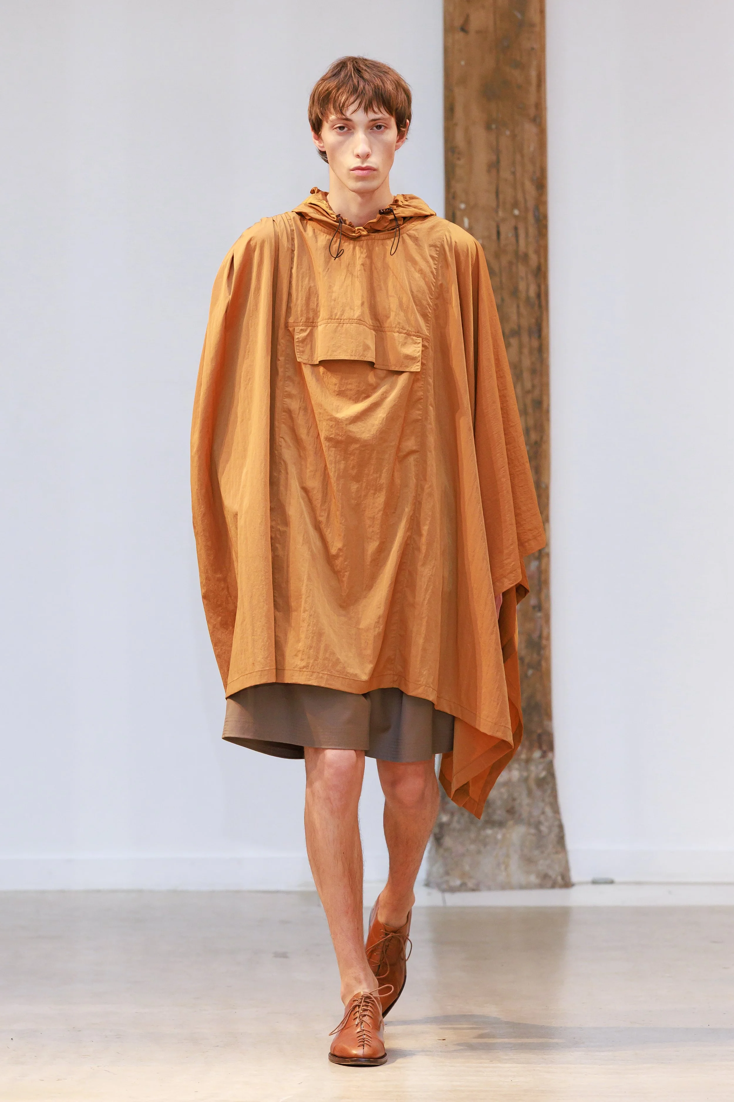 LOOK 10.JPG