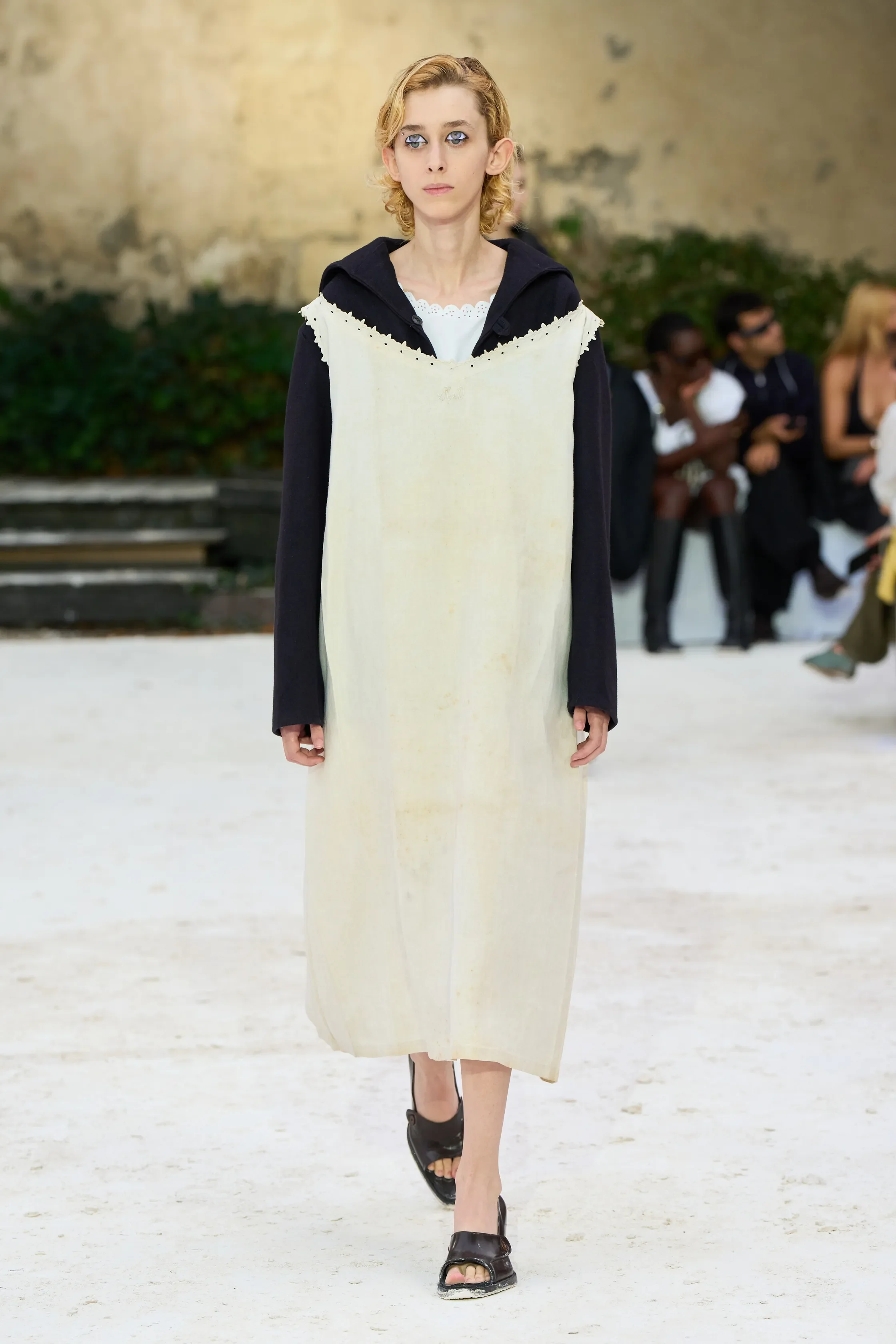 00016-hodakova-spring-2027-ready-to-wear-credit-gorunway.jpg.webp