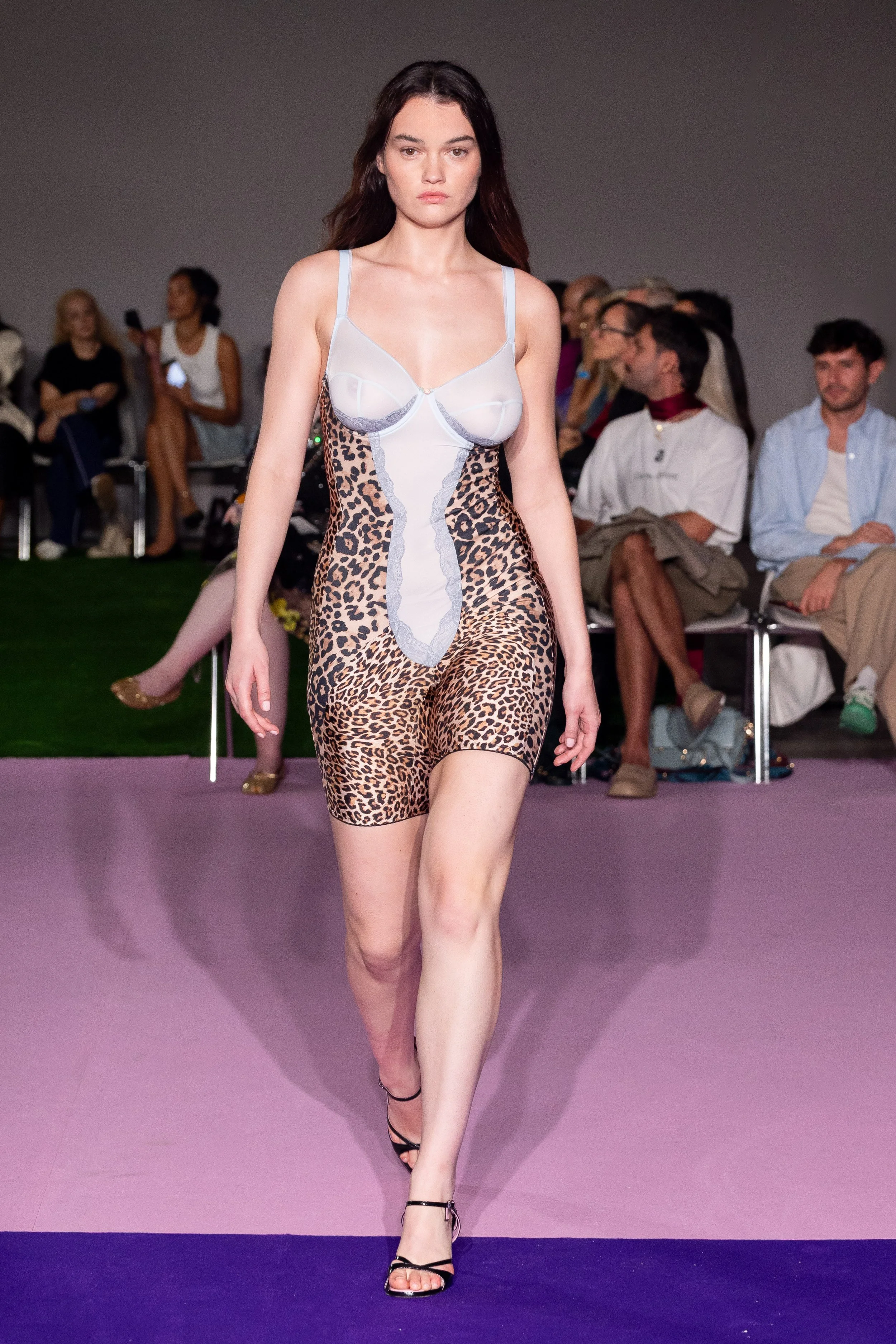 ester-manas_2x3_ss27_030.JPG