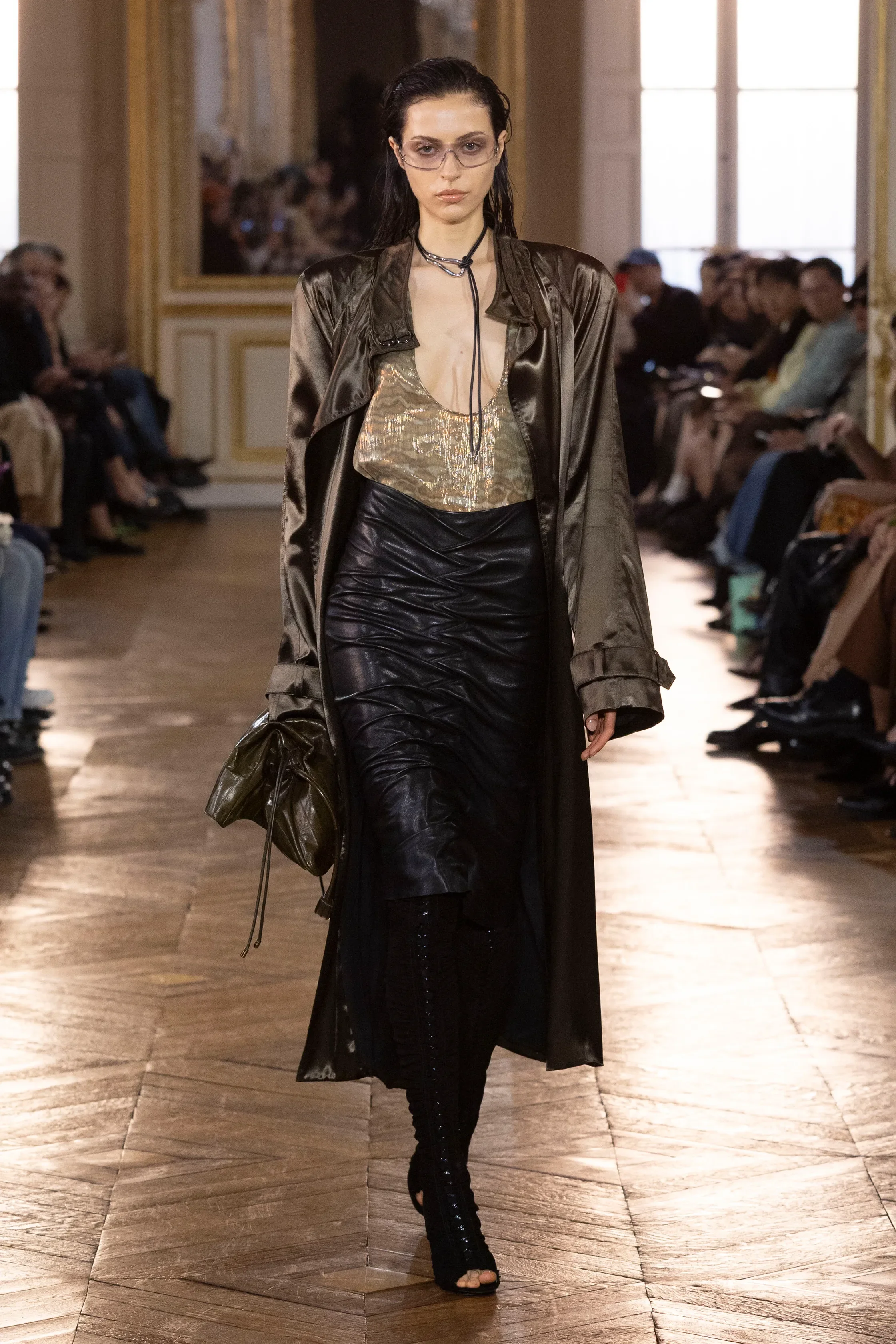 00001-balmain-spring-2027-ready-to-wear-credit-brand.jpg.webp