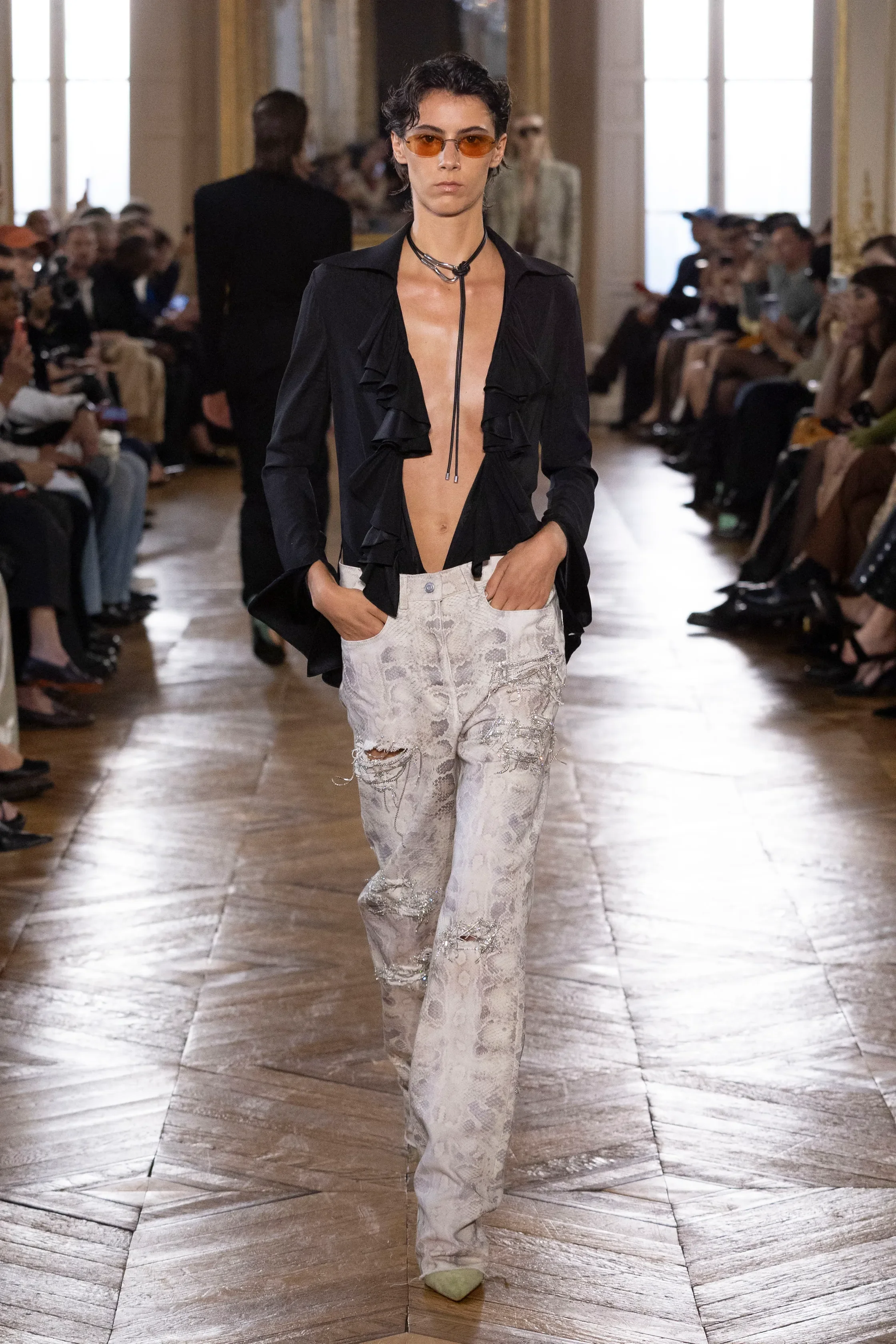 00029-balmain-spring-2027-ready-to-wear-credit-brand.jpg.webp
