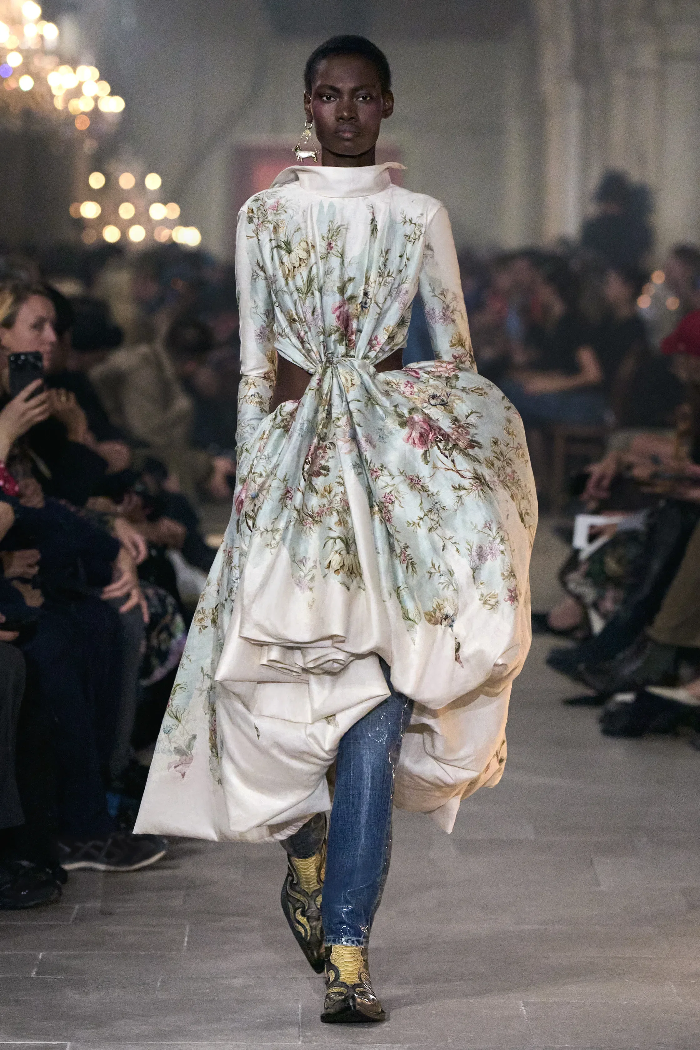 00047-acne-studios-spring-2027-ready-to-wear-credit-gorunway.jpg.webp