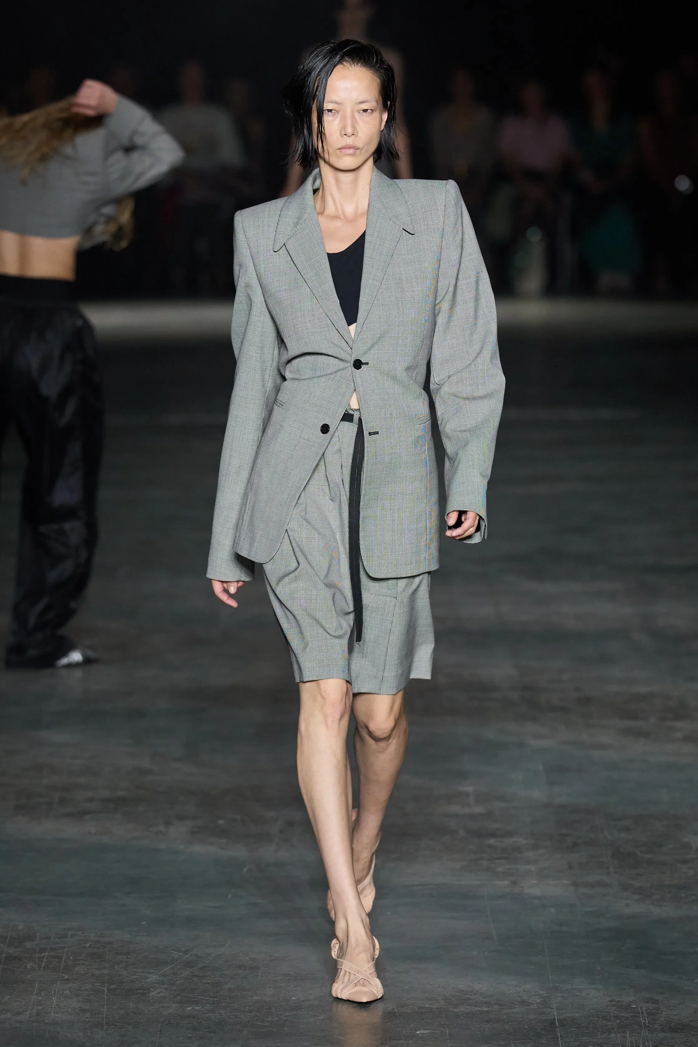 00003-alainpaul-spring-2027-ready-to-wear-credit-gorunway.jpg.webp