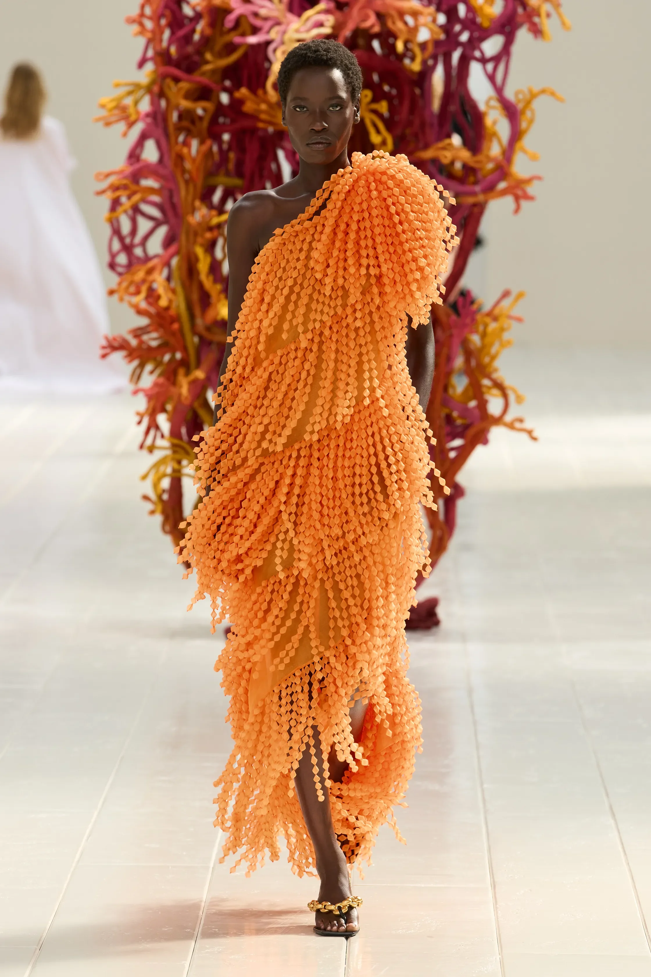 00068-balenciaga-spring-2027-ready-to-wear-credit-gorunway.jpg.webp