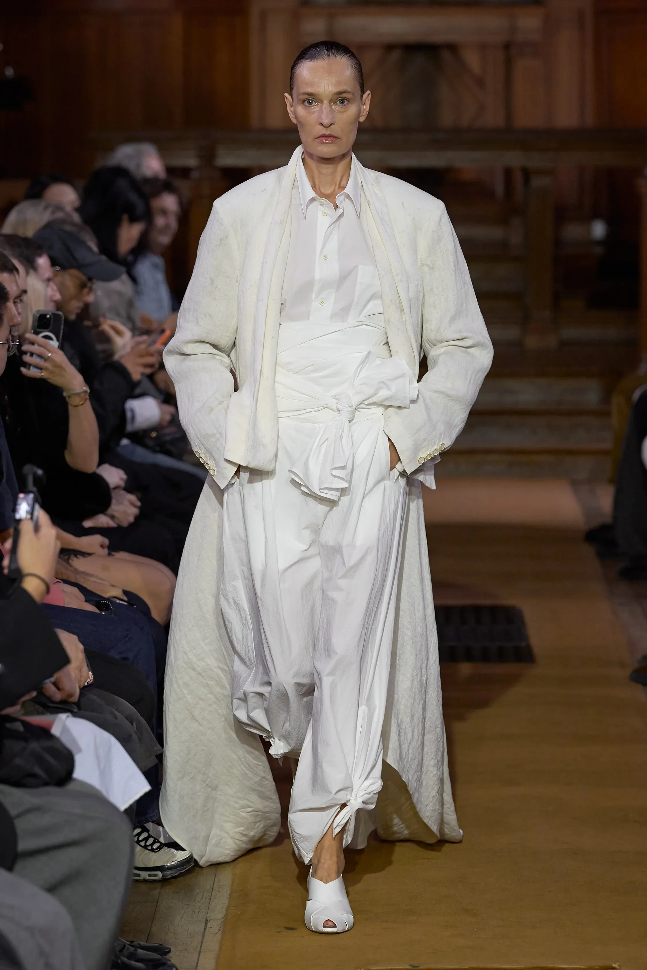 00002-uma-wang-spring-2027-ready-to-wear-credit-gorunway.jpg.webp