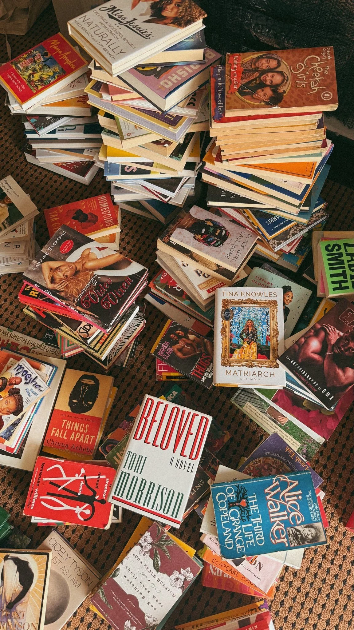 10 BANNED AND CHALLENGED BOOKS EVERYONE SHOULD READ