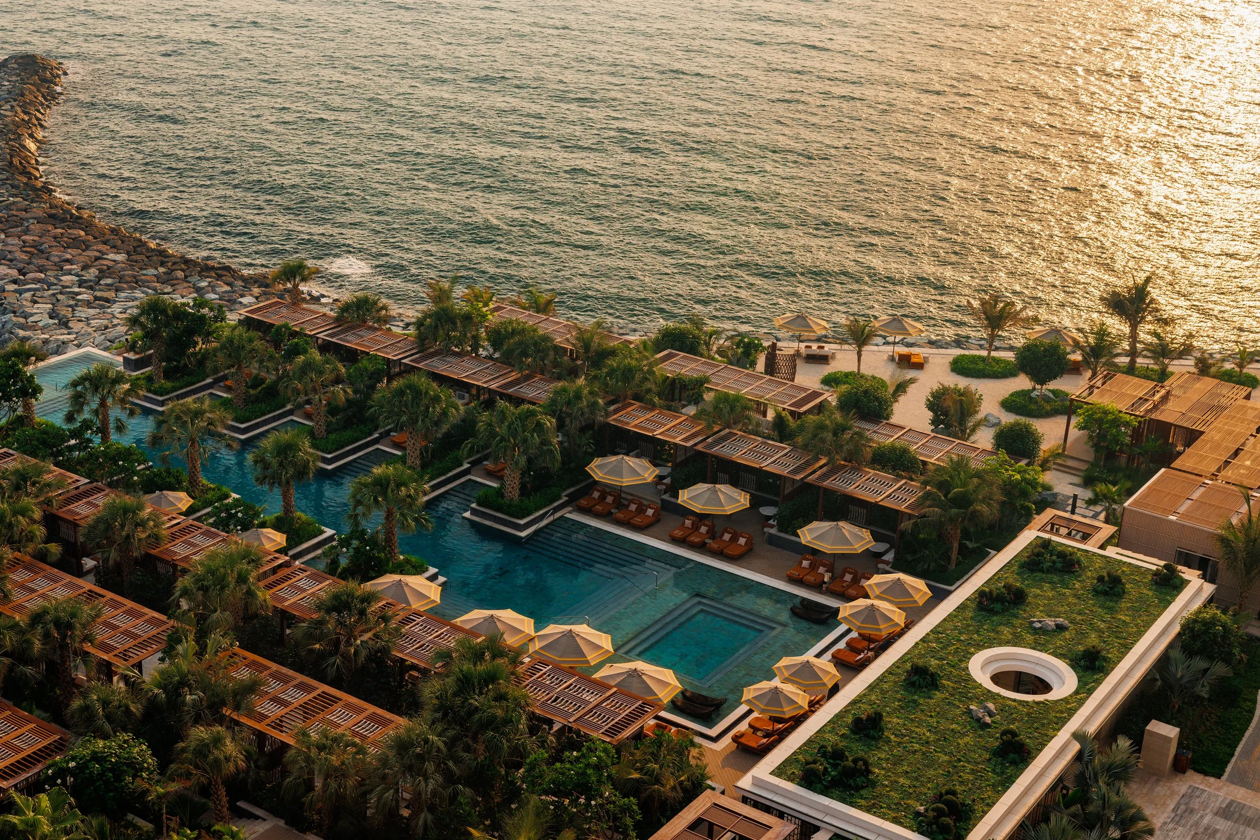 Jumeirah Marsa Al Arab_Iliana Pool_Views.jpg