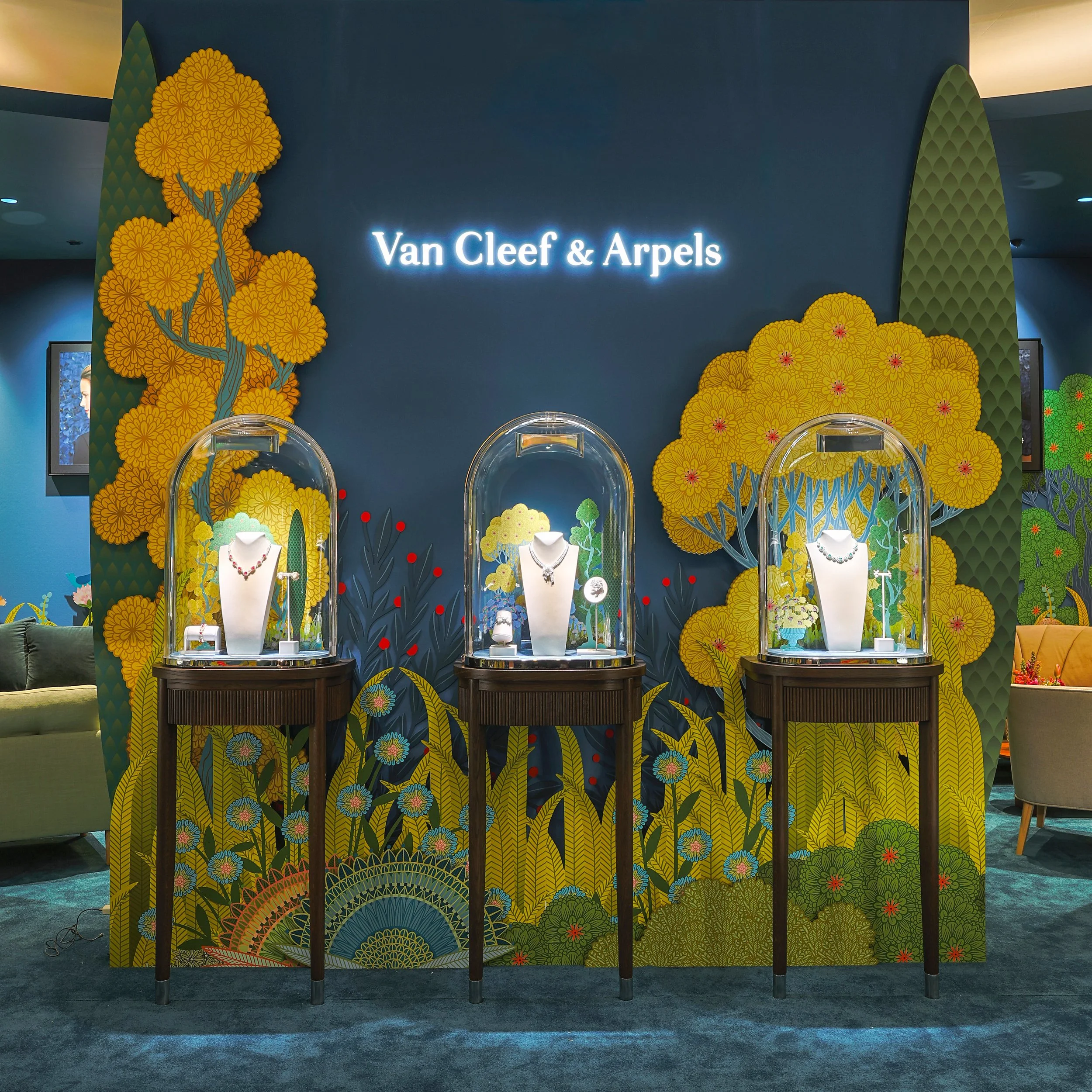 REVEALING THE UNSEEN WITH VAN CLEEF &amp; ARPELS AT TEFAF
