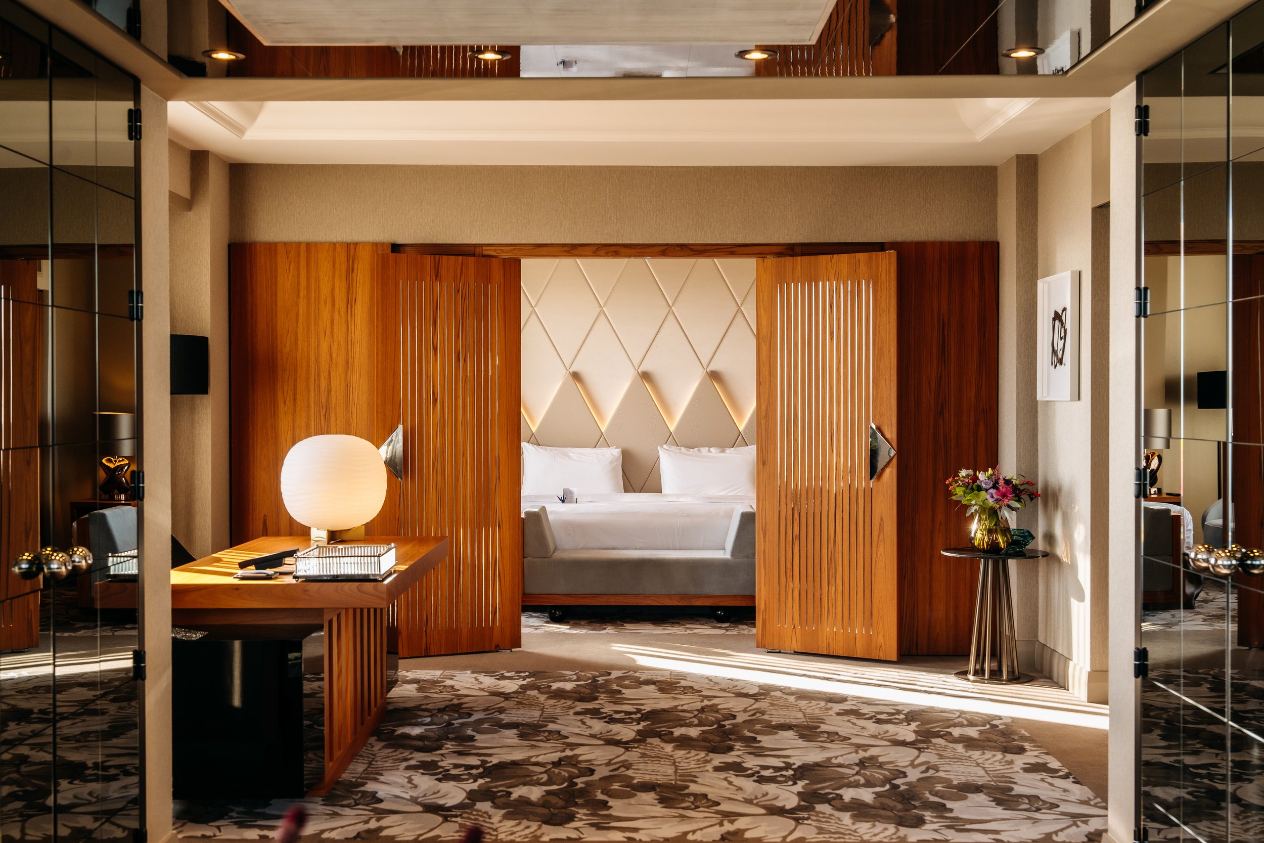 HOTEL OKURA AMSTERDAM AND CIEL BLEU: JAPANESE SERENITY AND CULINARY EXCELLENCE