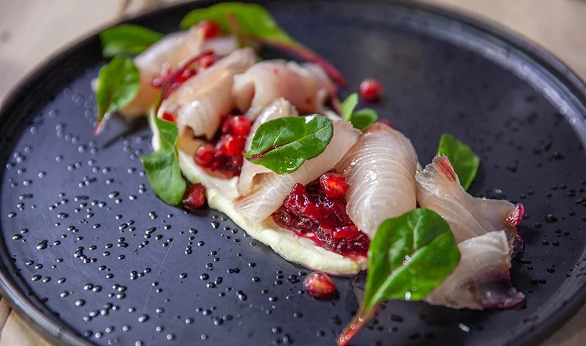 Take your taste buds on a journey with this stunning recipe featured on Everyday Gourmet with Justine Schofield! 🍽️ 

Justine visited local award-winning distillery 36 Short to create this flavour-packed gin-cured kingfish, served with vibrant beetr