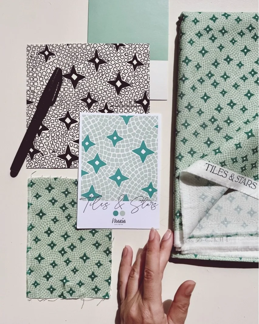 From my Bohemian Paradise collection to @cloud9fabrics ✨
This design was first created as part of my Bohemian Paradise collection. Later, it became part of a collaboration with Cloud9 and was printed on fabric. Holding it as a finished textile was an