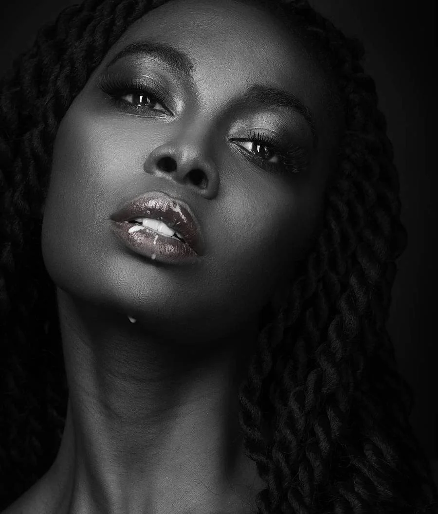 Faith Müller by Joachim Bergauer