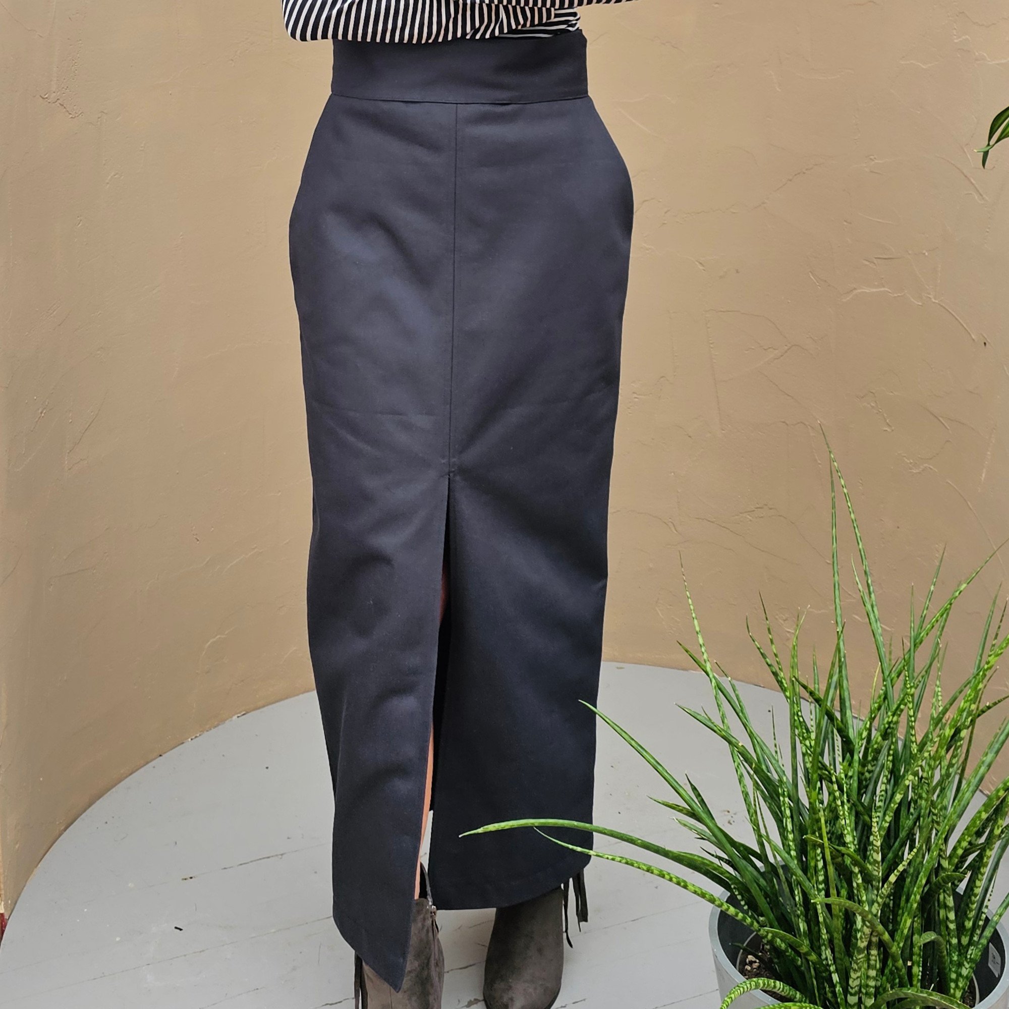 STUNED Jupe Black Denim.jpg