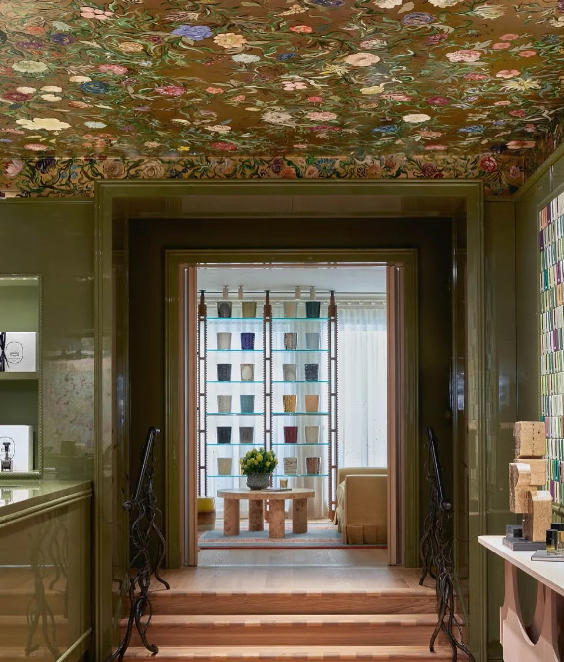 Can&rsquo;t believe it&rsquo;s been a year since I started the install of &lsquo;Golden Hour&rsquo; in this ceiling project with @diptyque 
.
I&rsquo;m back at Maison Diptique, Bond Street this March to host decoupage workshops. And look out this Eas