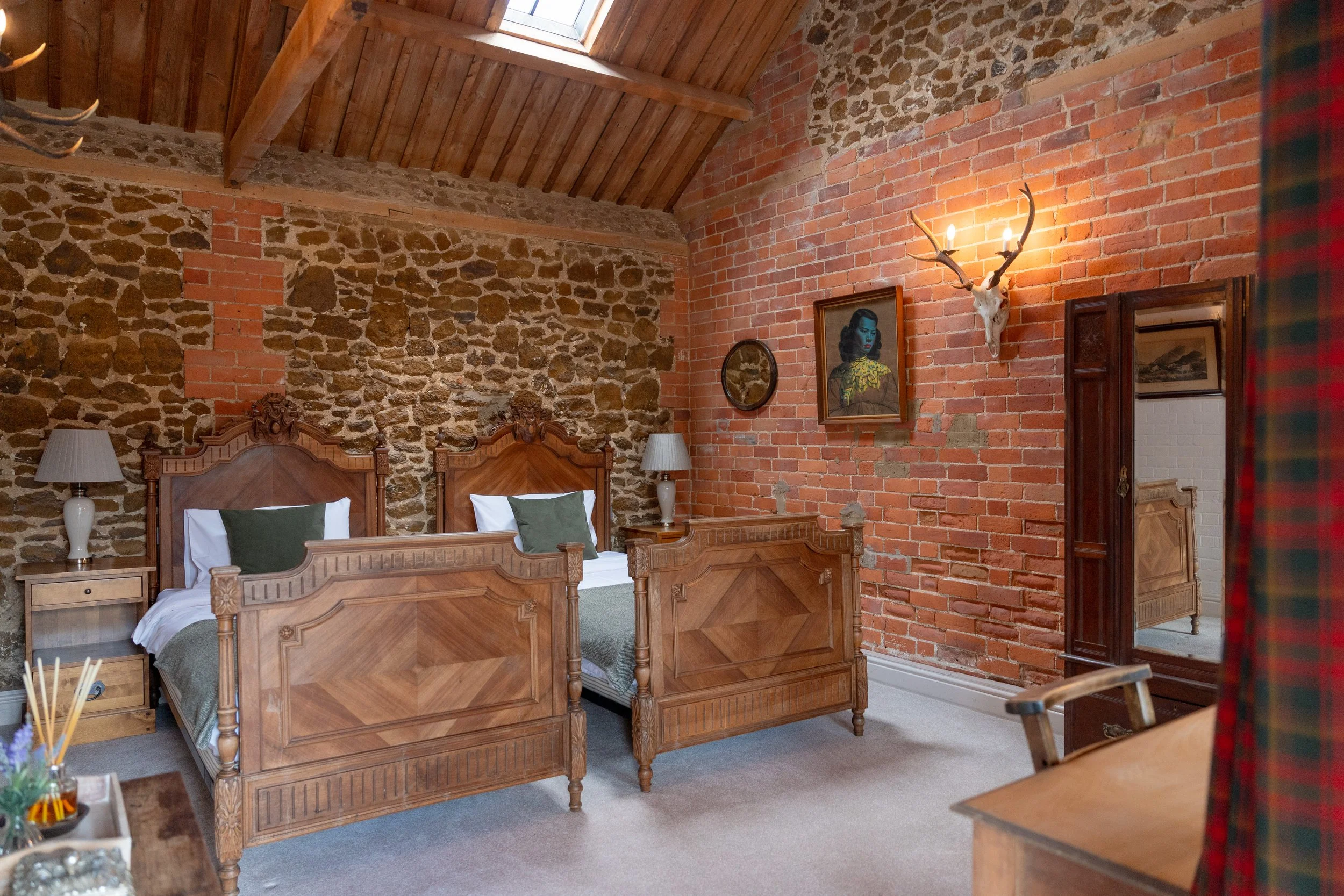 Ash Tree Barns Photoshoot-78.jpg