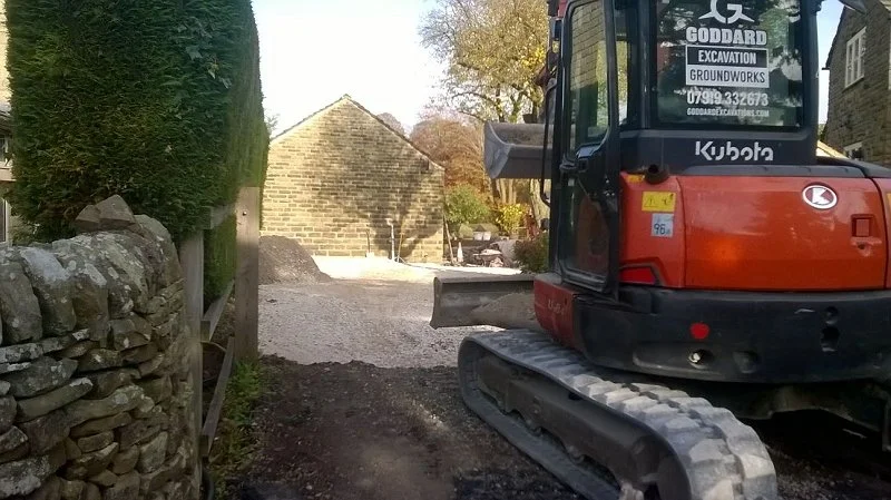 Preparation work for cobbled driveway 01.jpeg