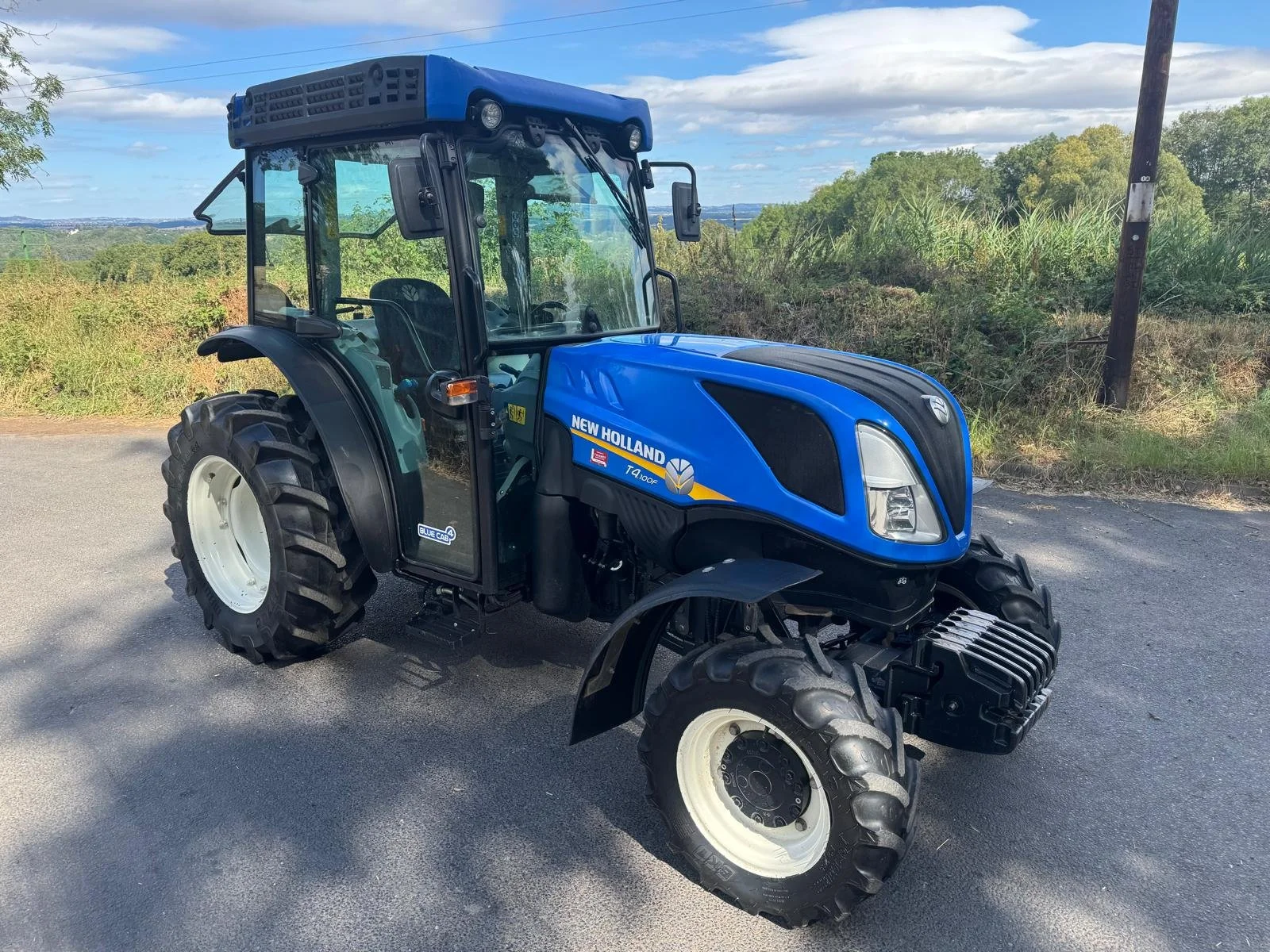 2019 New Holland T4.100 Fruit Tractor