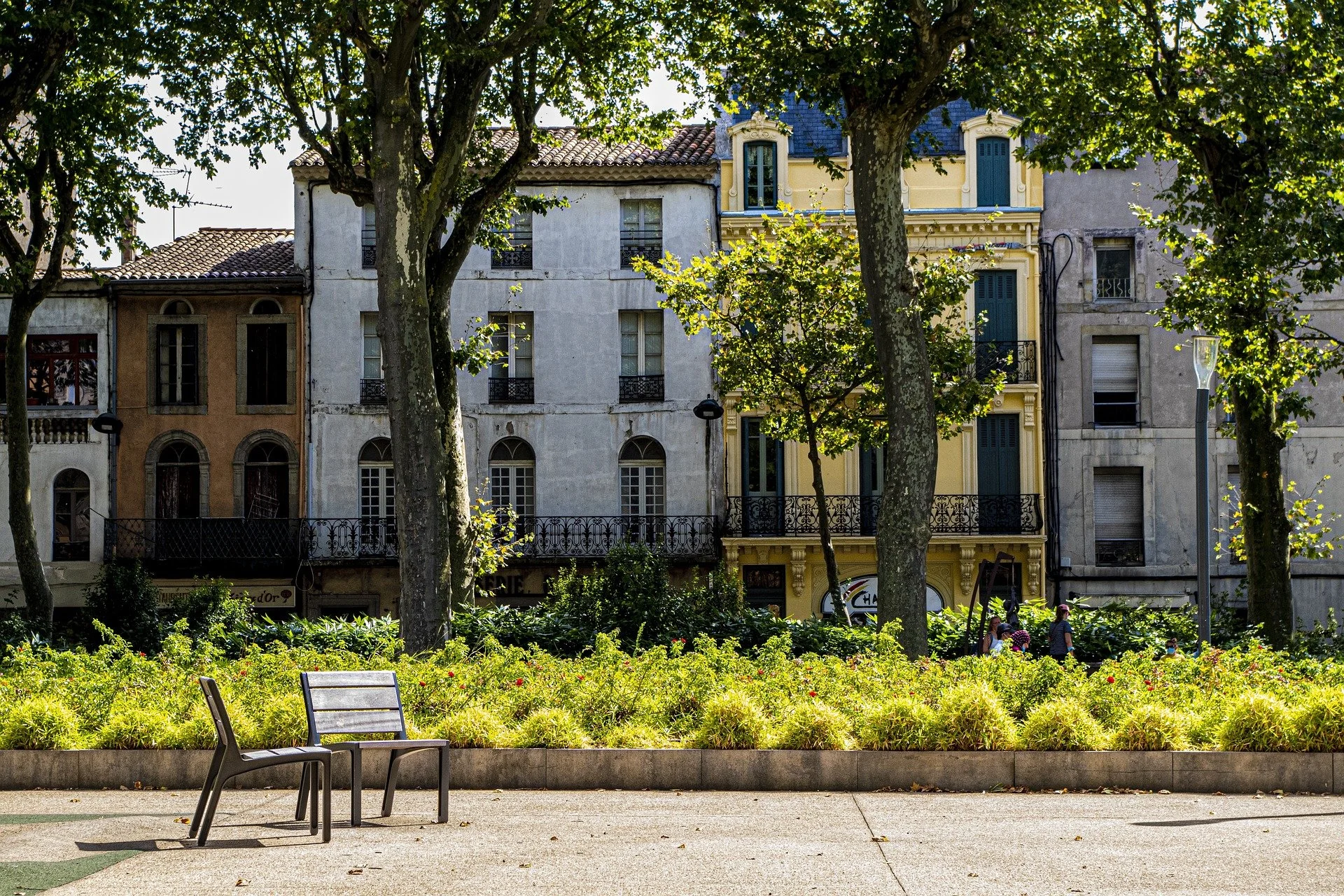 What Should Bristol Landlords Keep in a Tenancy File?