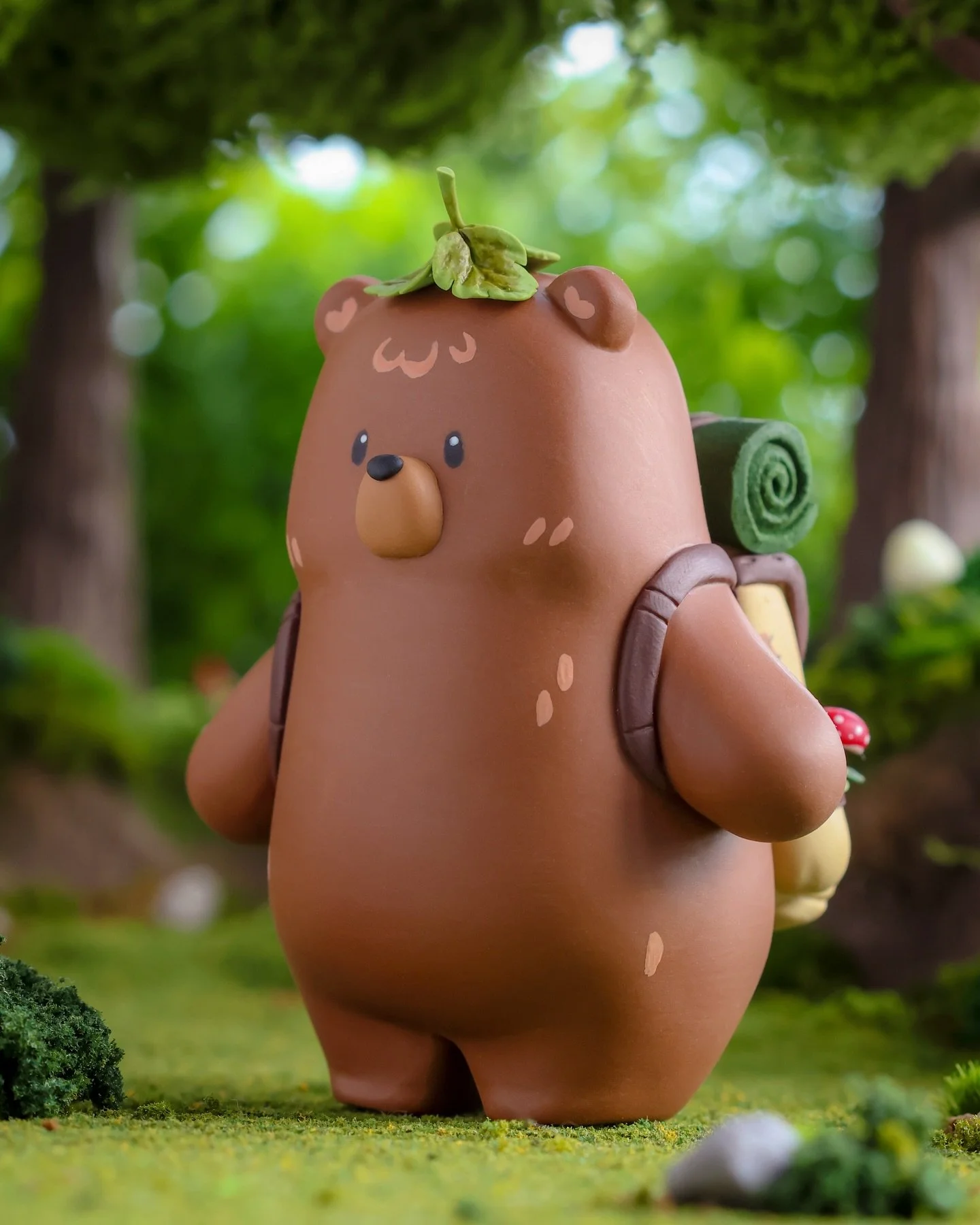 happy lil&rsquo; camper 🏕️🍃 ⊹ ࣪ ˖

autumn is fleeting, but there&rsquo;s no better time for cozy forest foraging 🍄 Bloop is stocking up on mushy snacks, before winter weather rolls in !! ~~

also, they found a nifty new hat 🌱🐻
🏷️ #toyphotograph