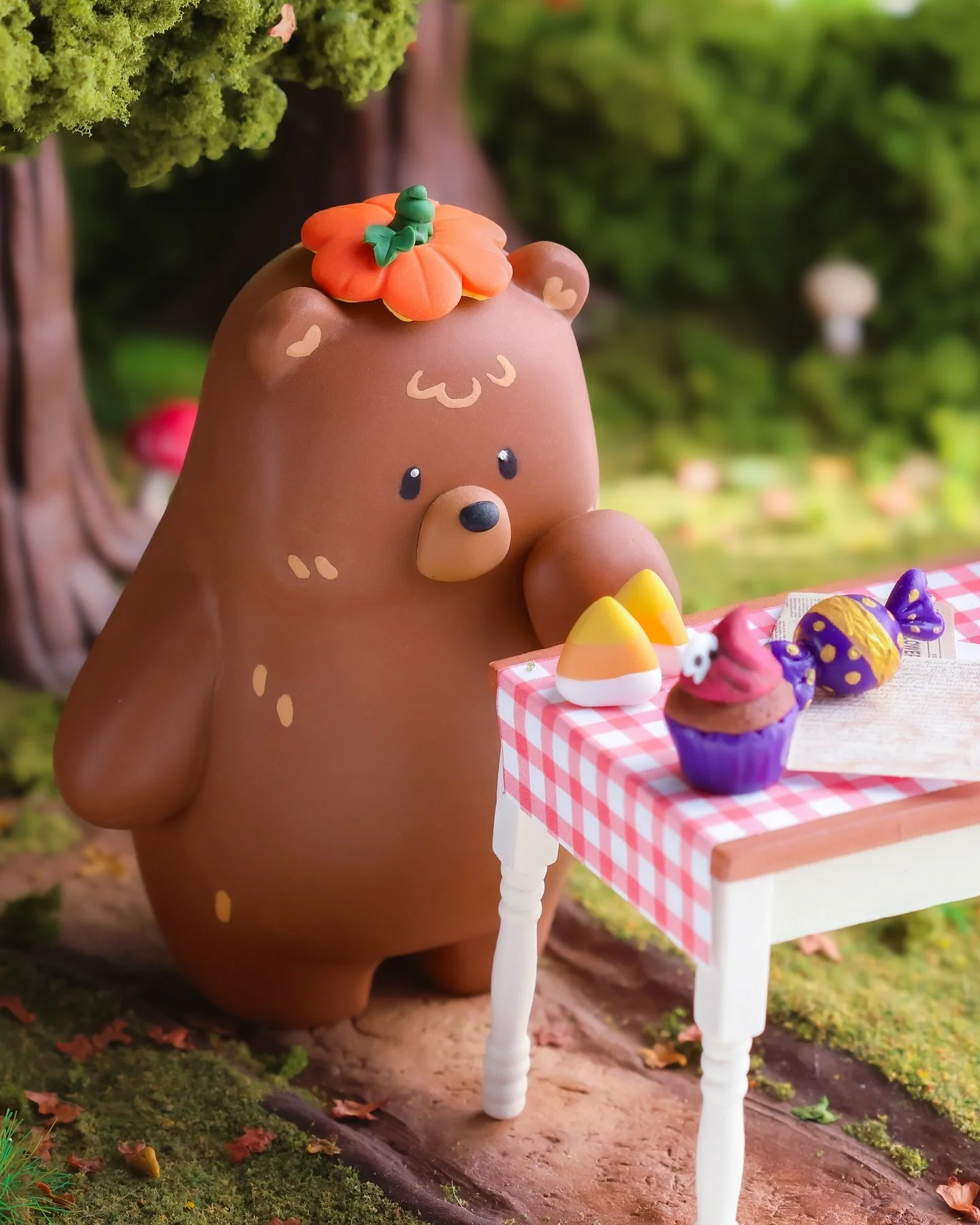 trick or treat !! ⊹ ࣪ ˖ ʕっ&bull;ᴥ&bull;ʔっ🎃

hullooooo 👻 spooky day has arrived !! and Bloop has collected candies for youuu&hellip; 

but which one will you choose? hmm? ✧˖&deg;

˙ ✩&deg;˖ 🧁🤏⋆｡˚꩜

this little game is very much inspired by @lemona