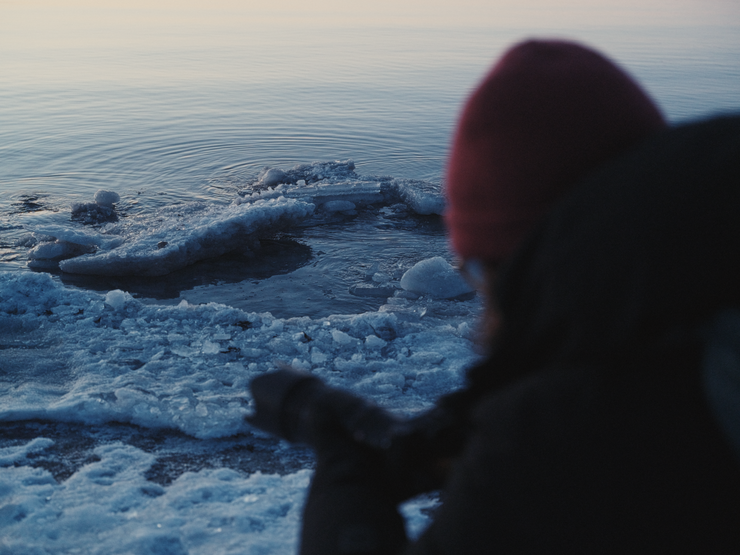260402_EarthSeaSky.mov.00_09_23_10.Still059.png