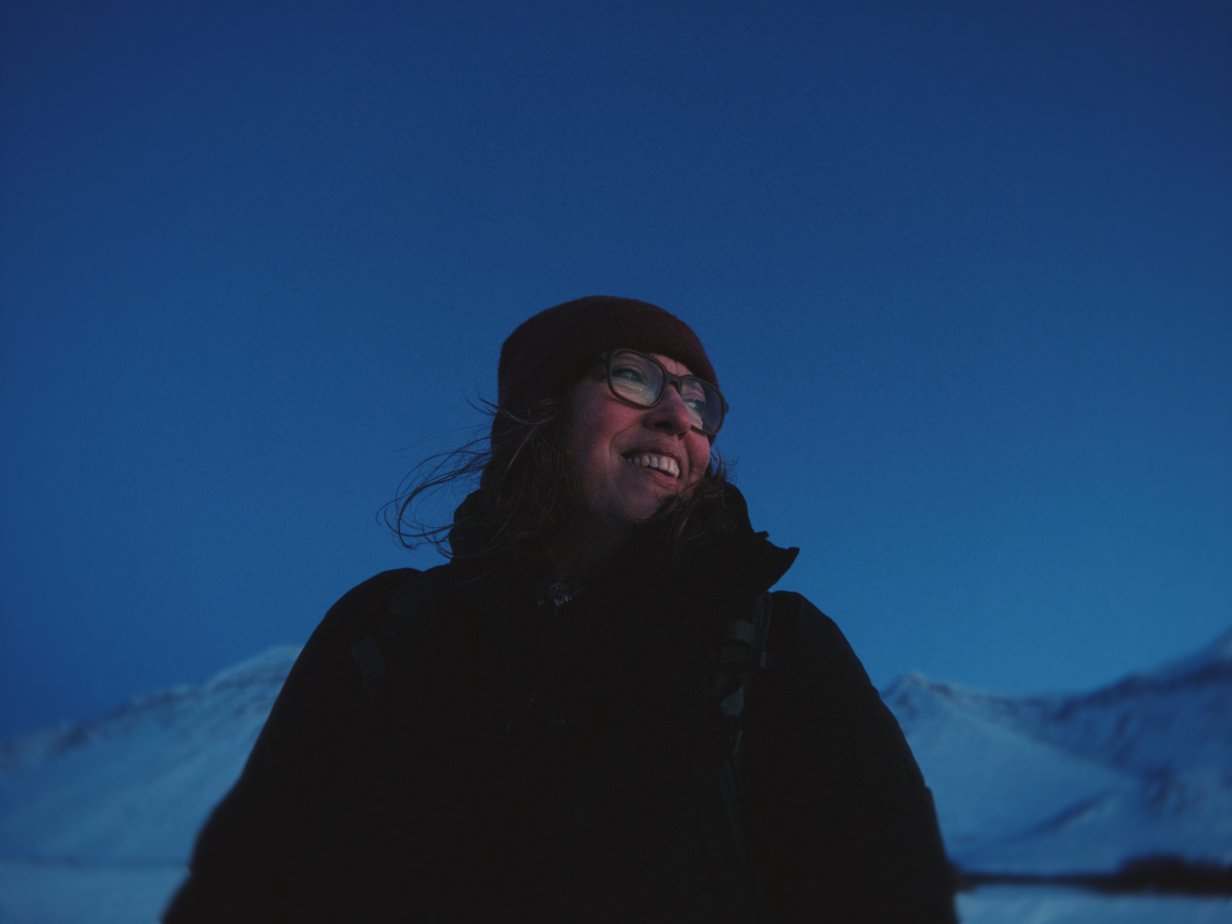 260402_EarthSeaSky.mov.00_10_36_17.Still066.png