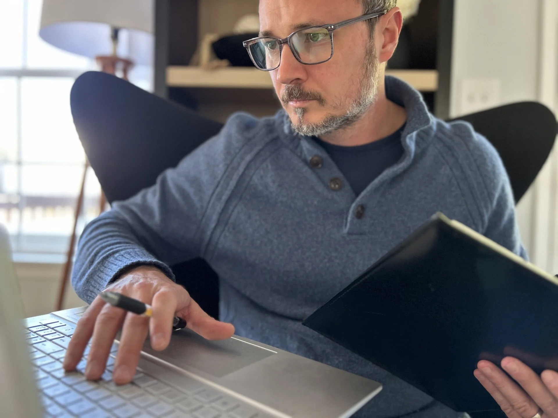 Fractional head of logistics providing operations, analytics, and strategy leadership for manufacturing and distribution companies to improve transportation, inventory, and logistics performance.