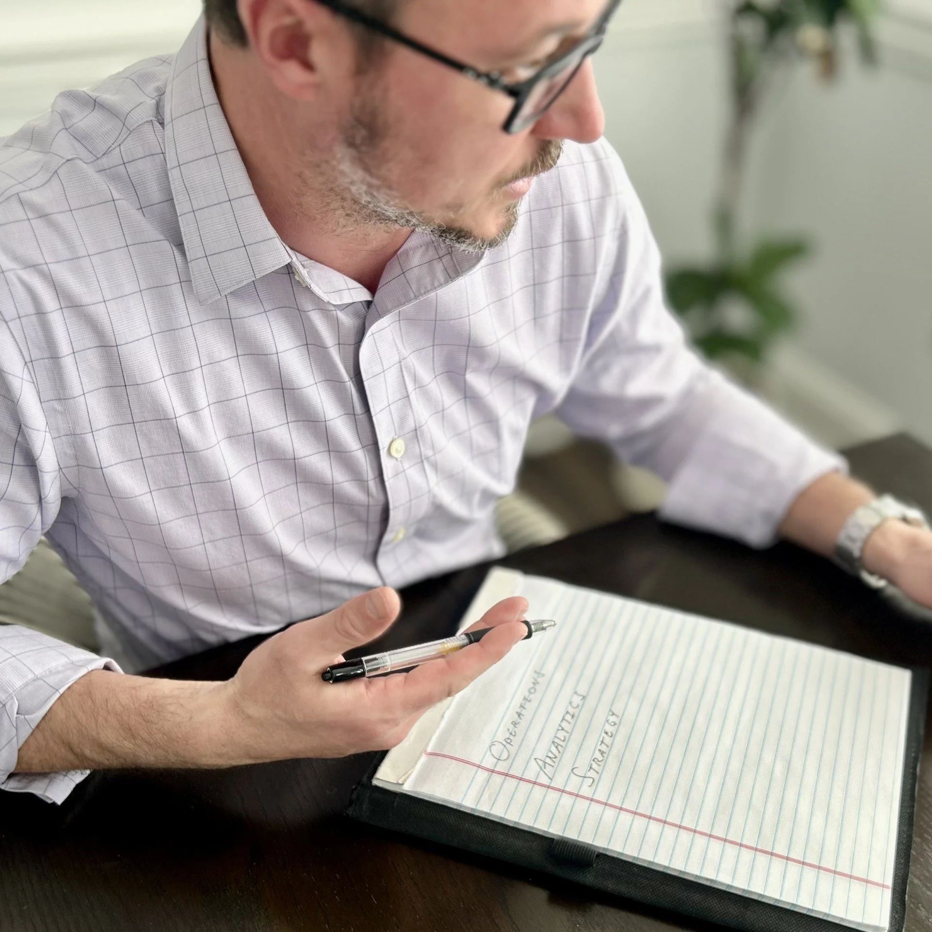 Fractional head of logistics providing operations, analytics, and strategy leadership for manufacturing and distribution companies to improve transportation, inventory, and logistics performance.