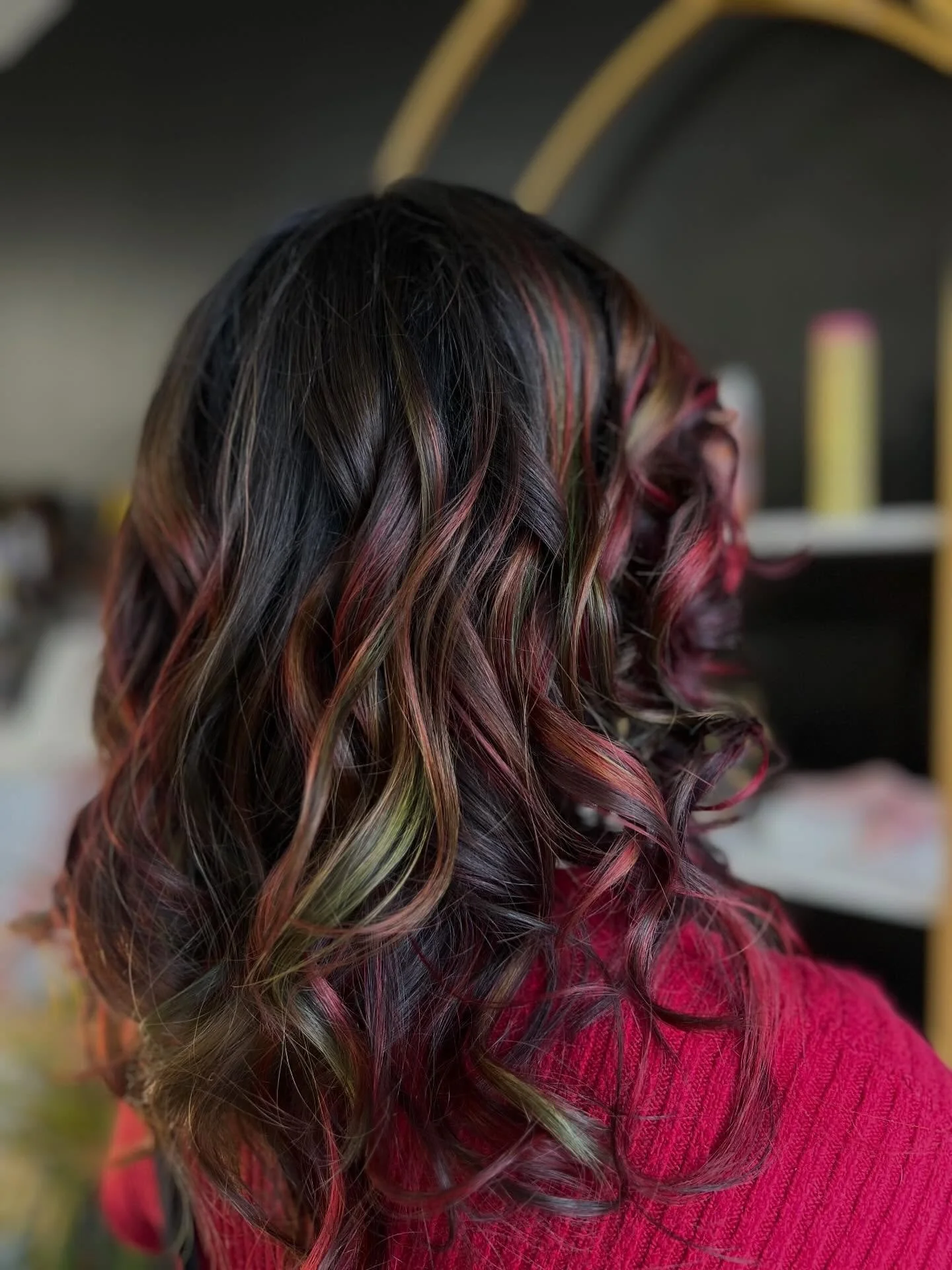 HOLIDAY HAIR🎄

#balayage #highlights #color #bradenton #tampa bradentonhairstylist tampahairstylist blondmeschwarzkopf schwarzkopfprofessional explorepage hairdresser annamariaisland sarasota hair tiktok ellenton  lakewoodranch palmetto ykbeautysalo