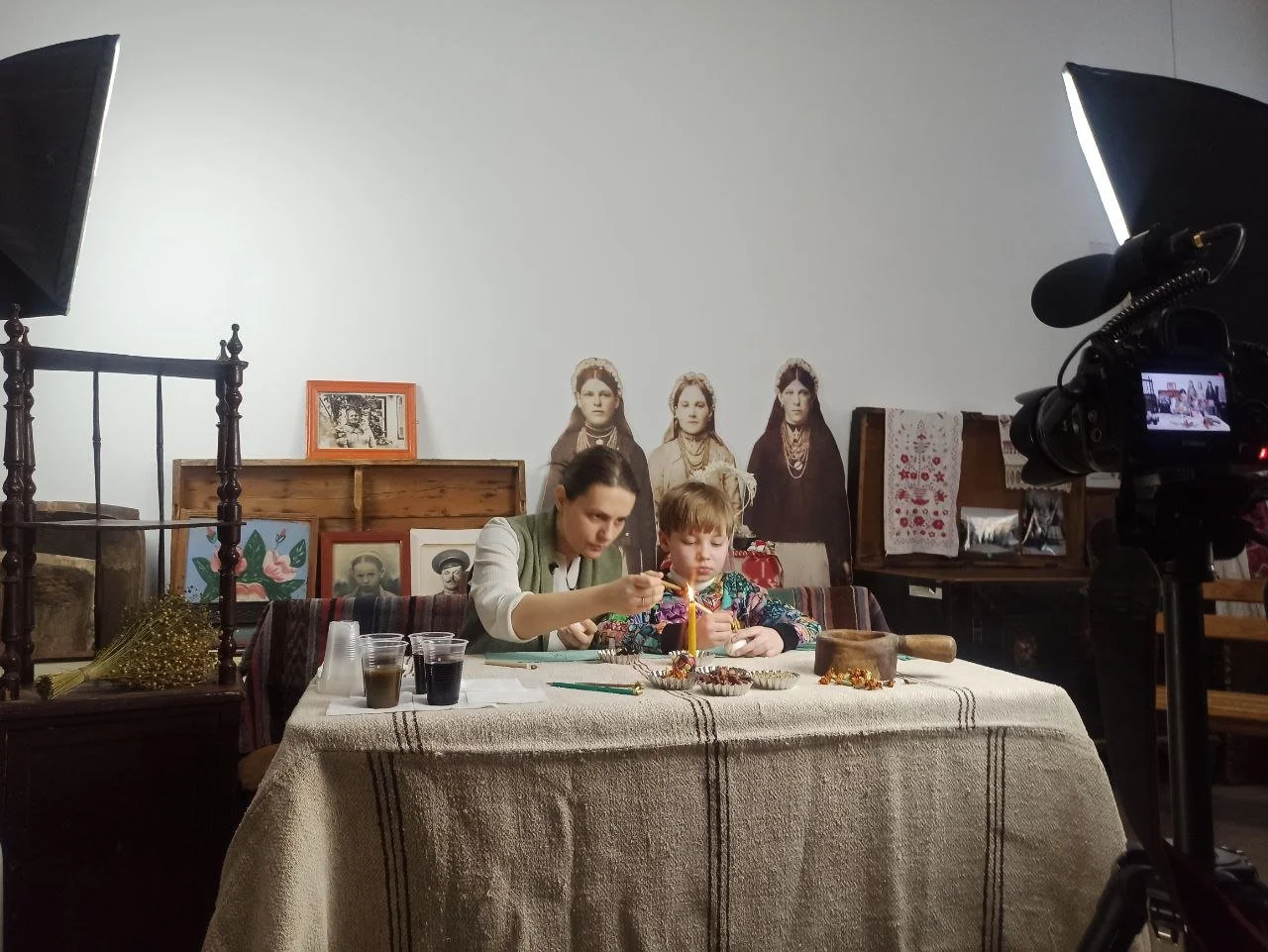 Зйомки ролику про традиційне писанкарство від Ірини Михалевич.jpeg