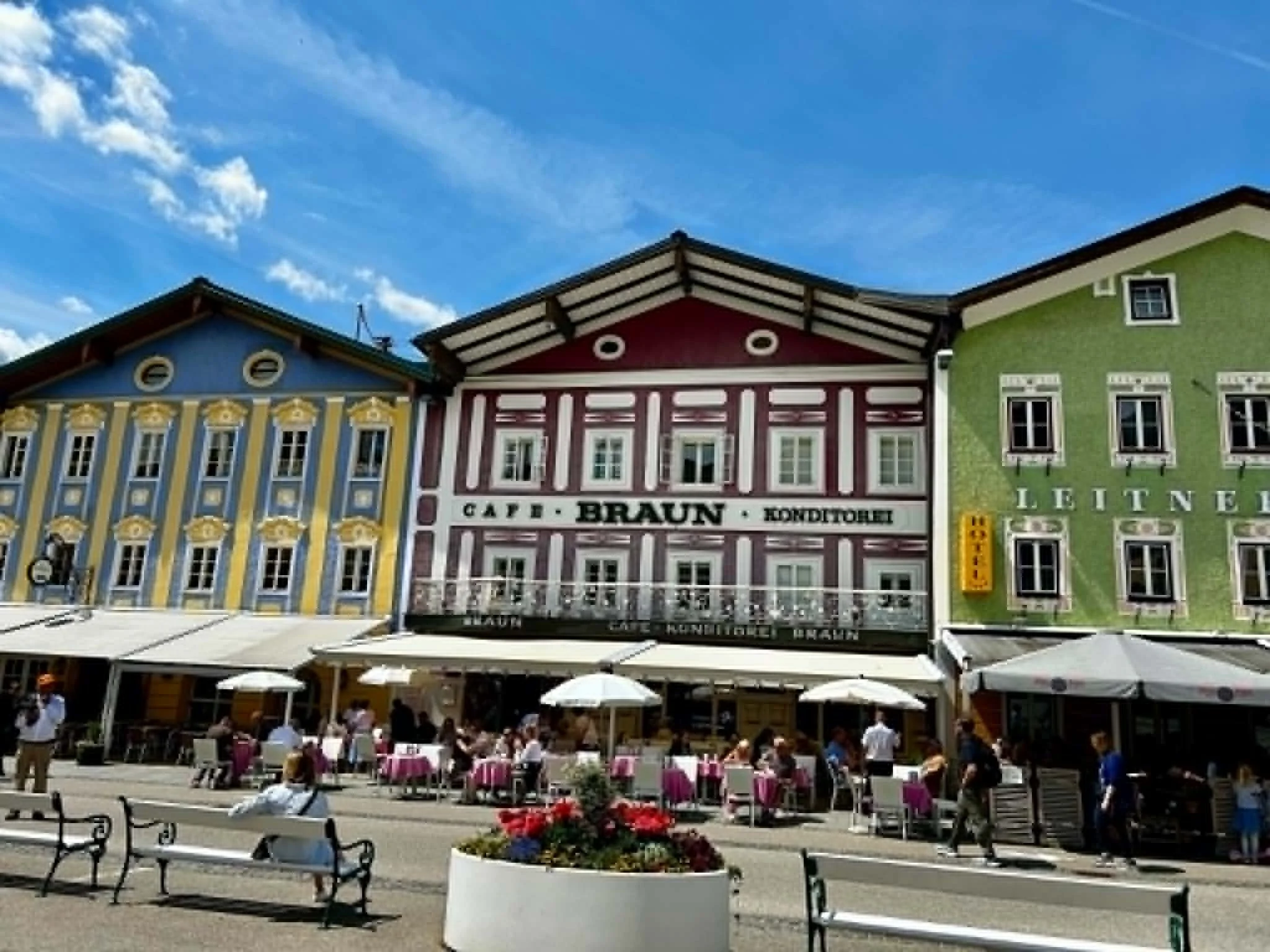 Pretty shops at Mondsee