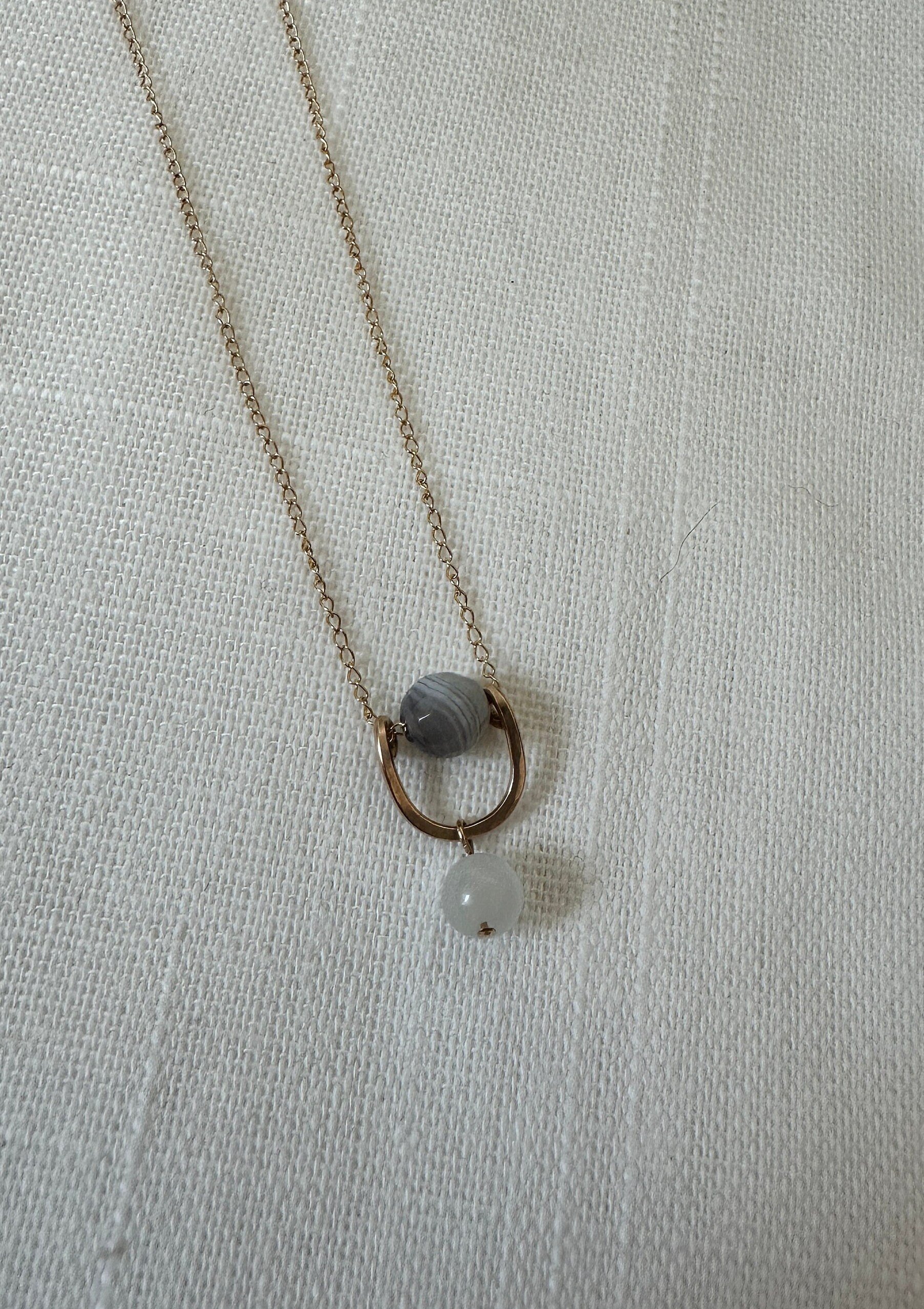 https://i.etsystatic.com/53018810/r/il/2558d6/6114755438/il_fullxfull.6114755438_jhex.jpg