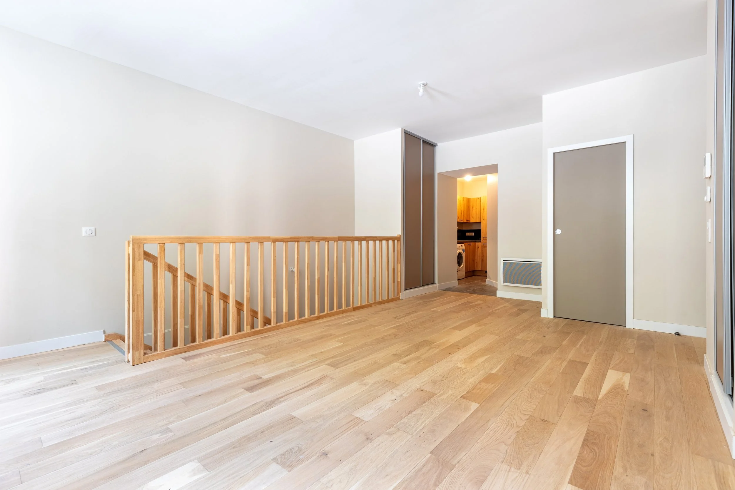 8. Appartement 1 - Salon 1.jpg