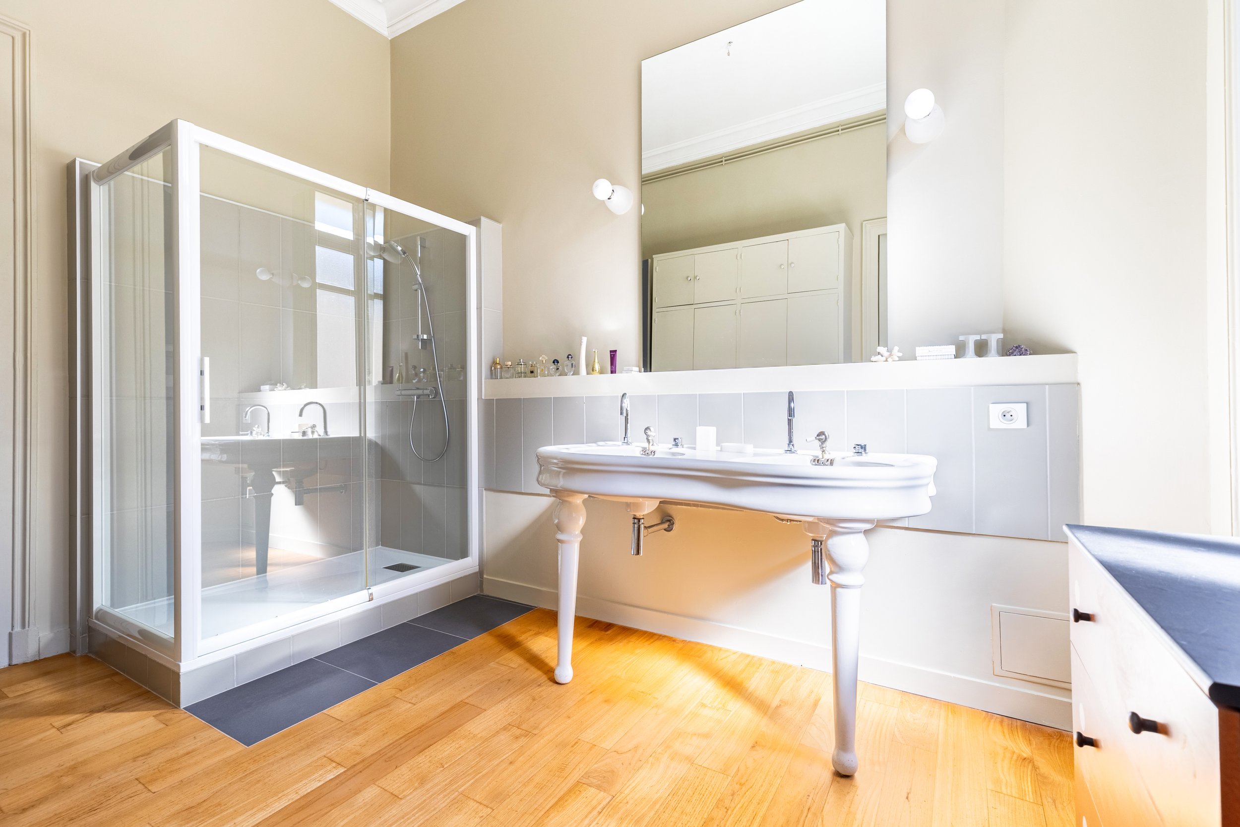 26. Chambre 4 - Salle de bain.jpg