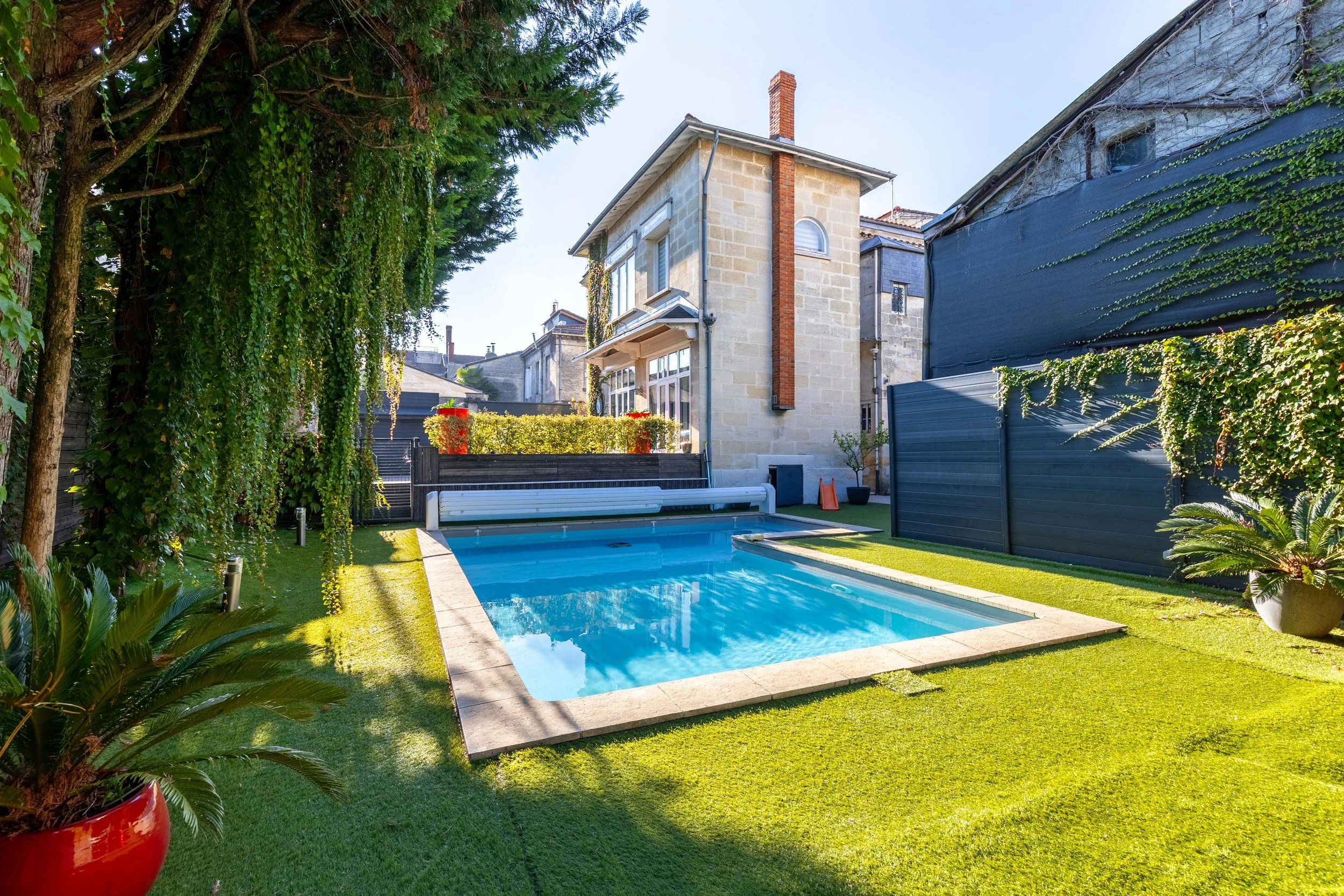 32. Extérieur 3.jpg