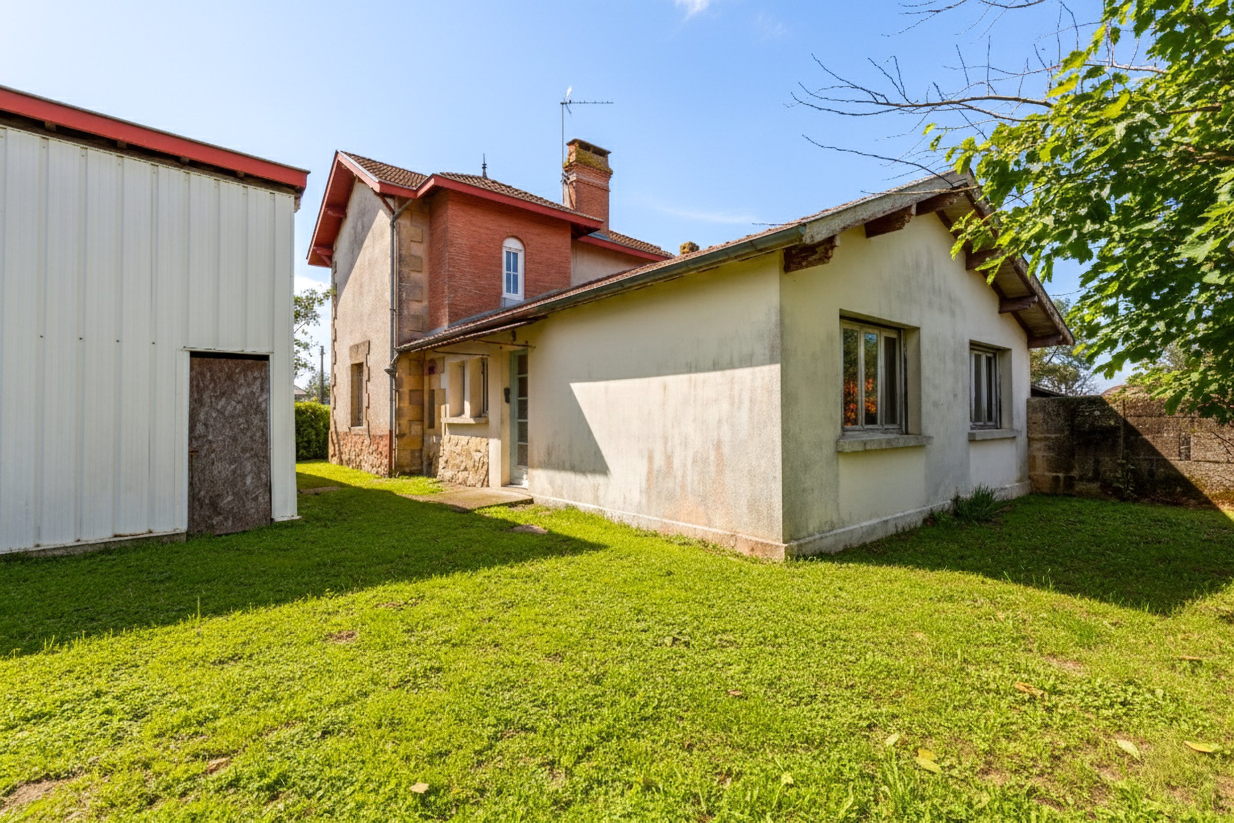 2. Extérieur 1 (IA).jpg