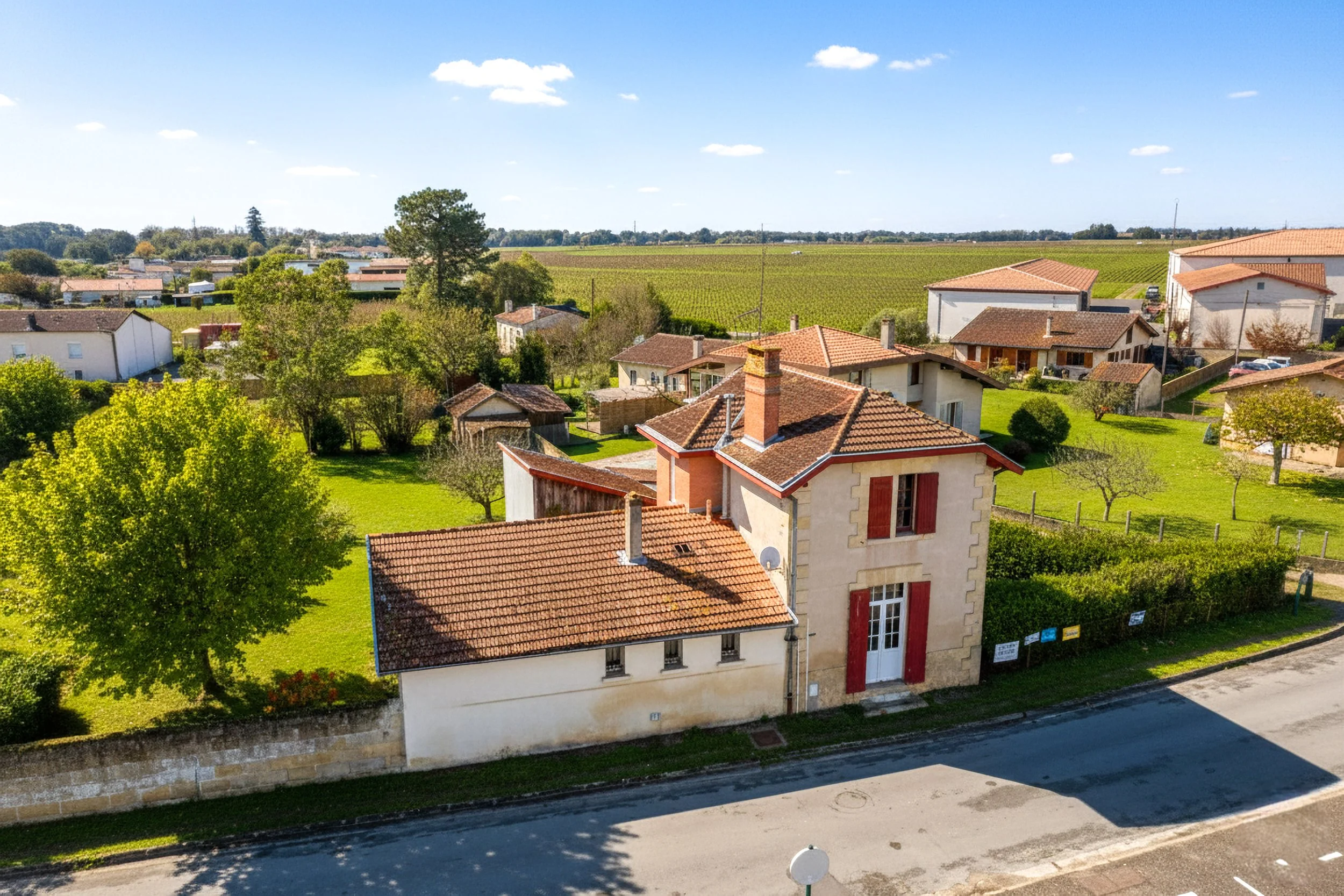 24. Drone 3 (IA).jpg