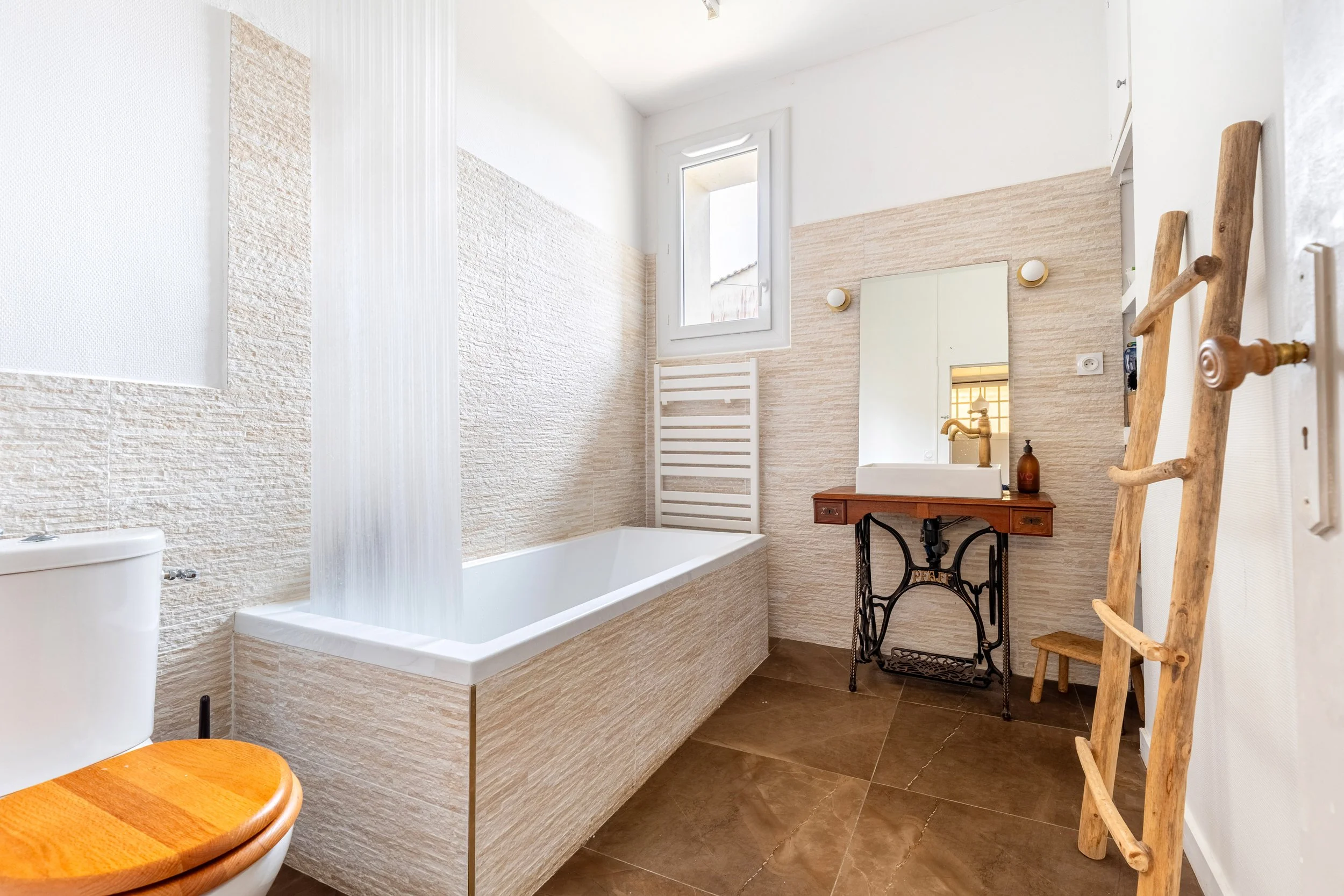 11. Salle de bain.jpg