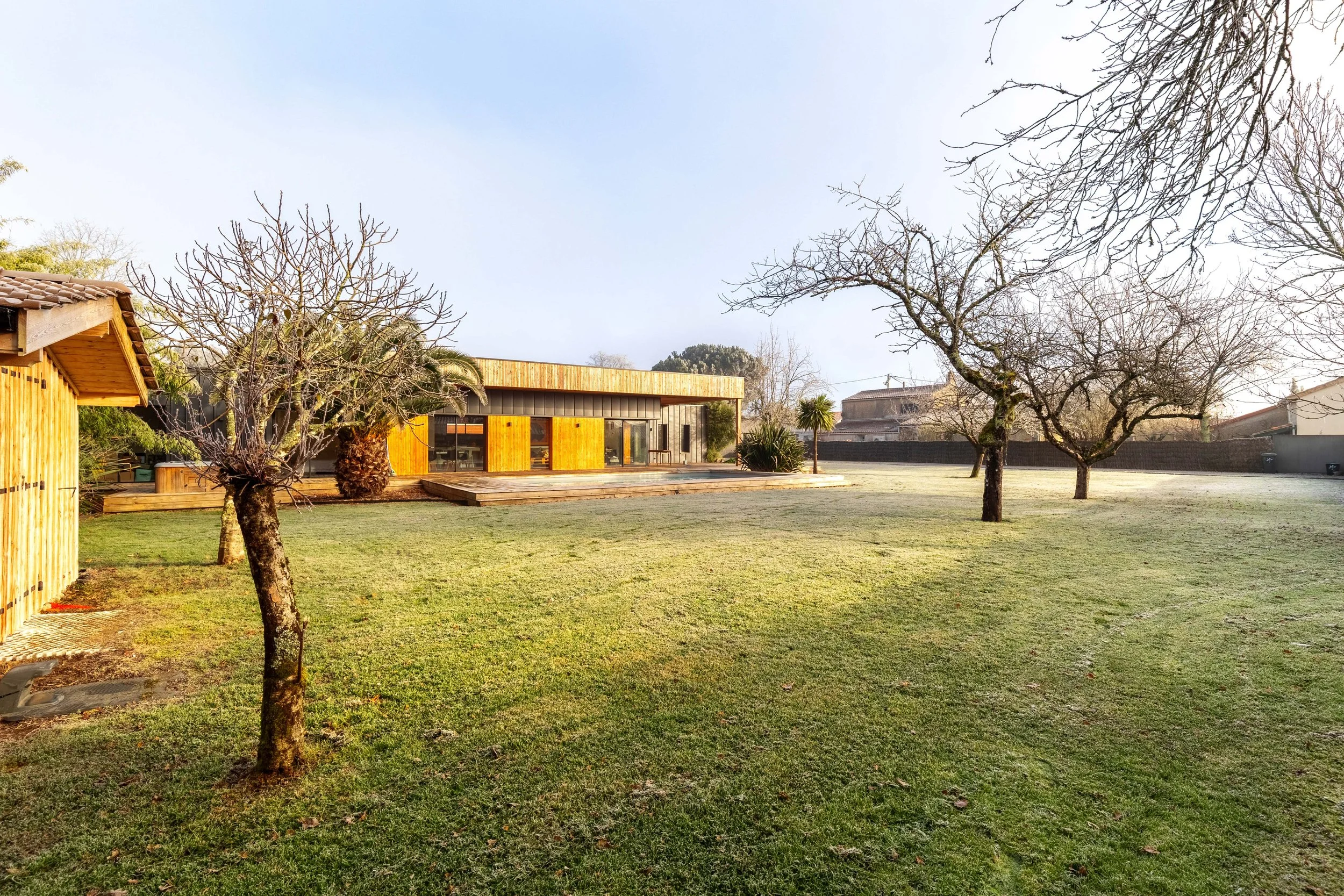 26. Extérieur 1.jpg