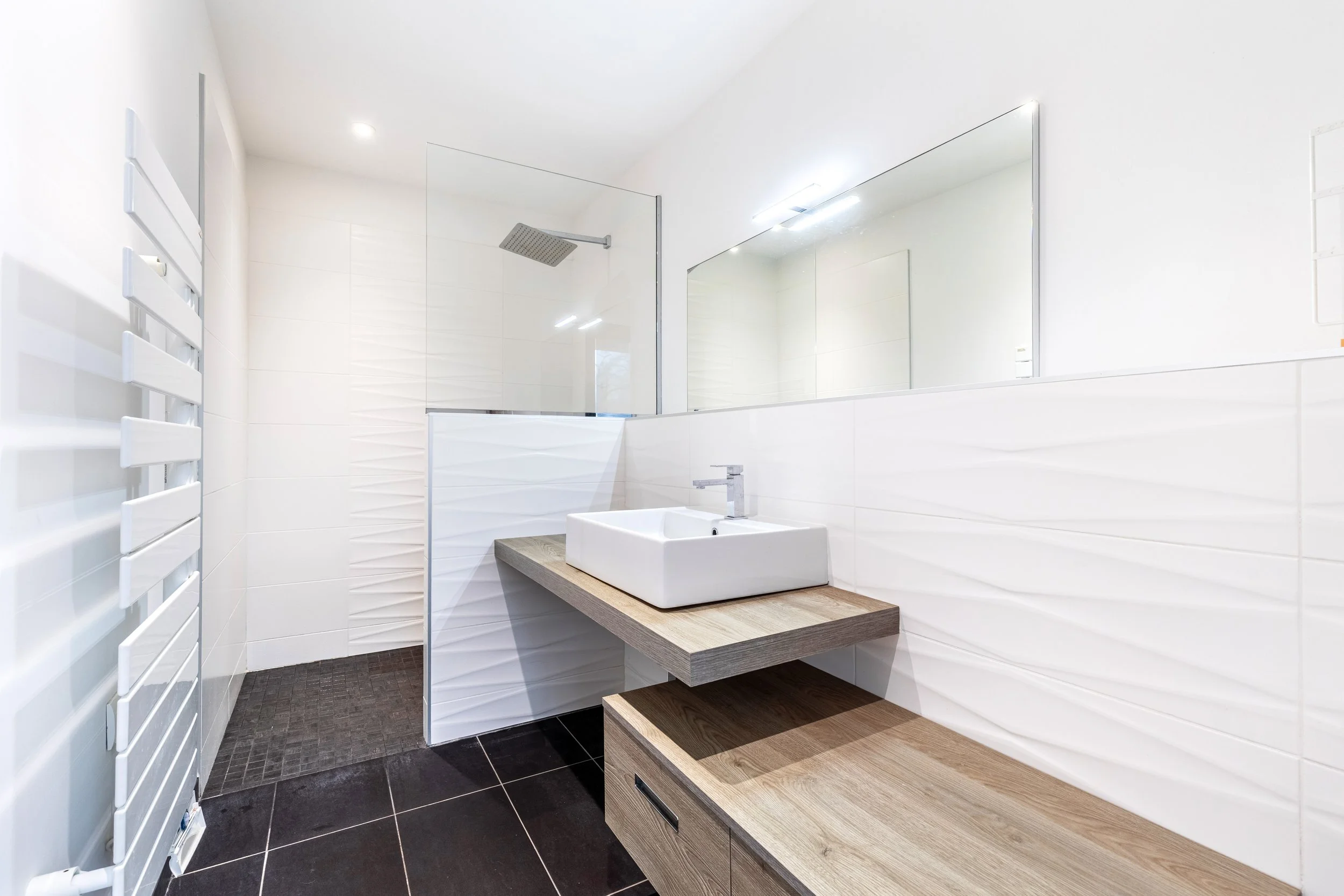 11. Chambre 4 - Salle de bain.jpg