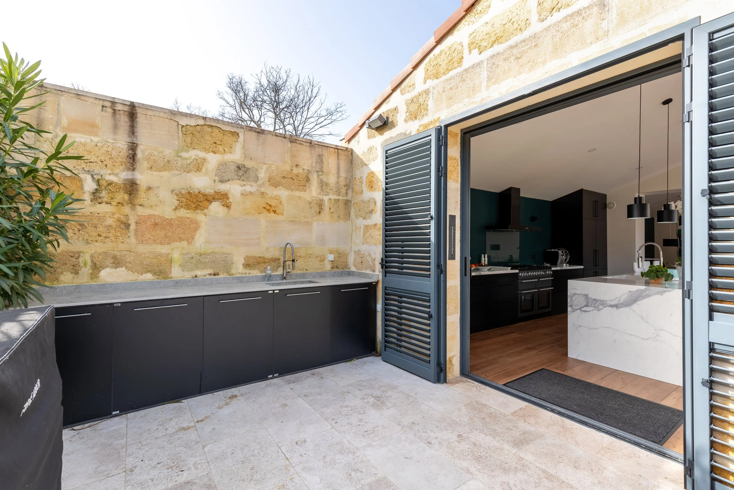 28. Extérieur 4.jpg